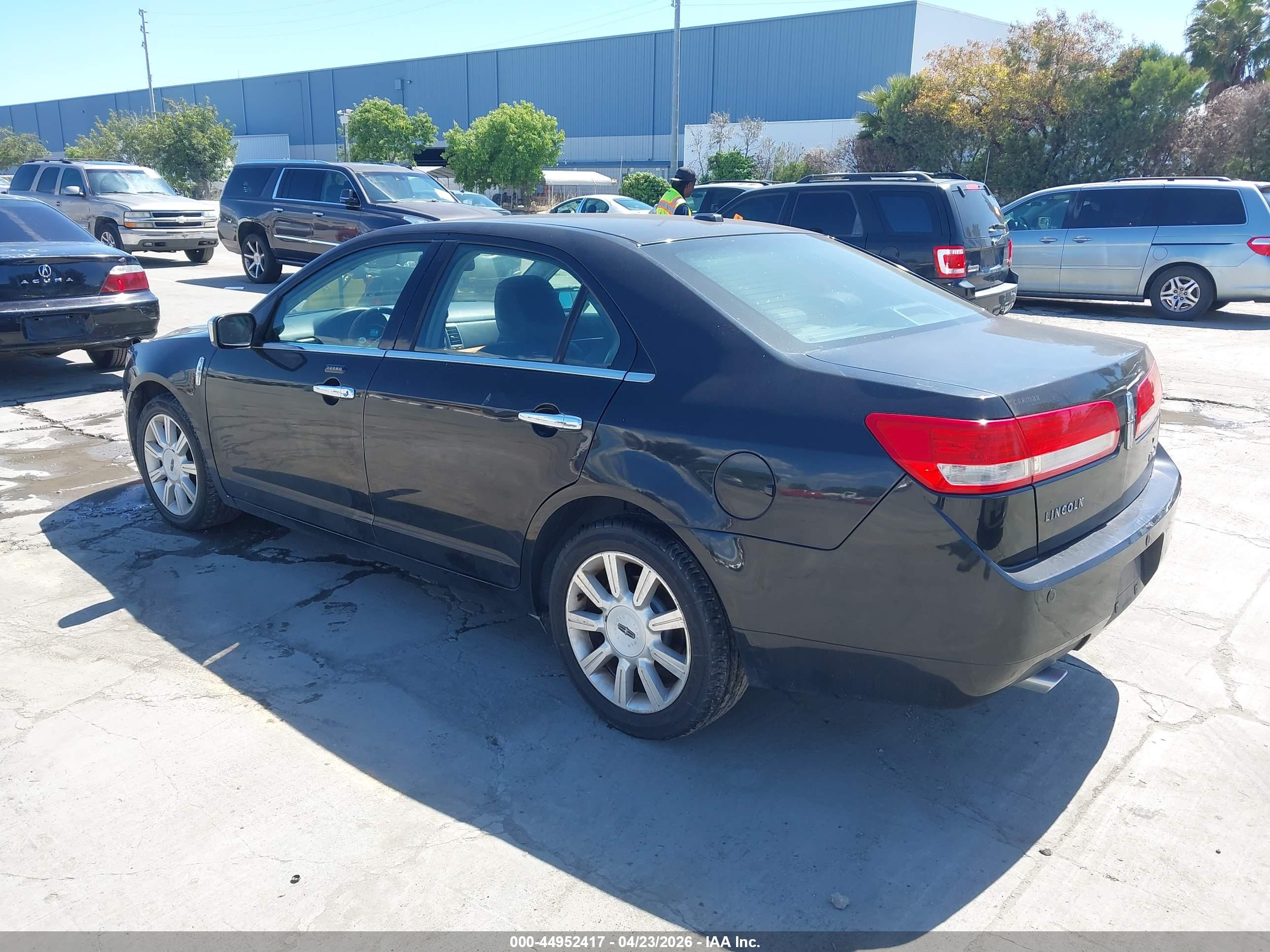 LINCOLN MKZ image 3