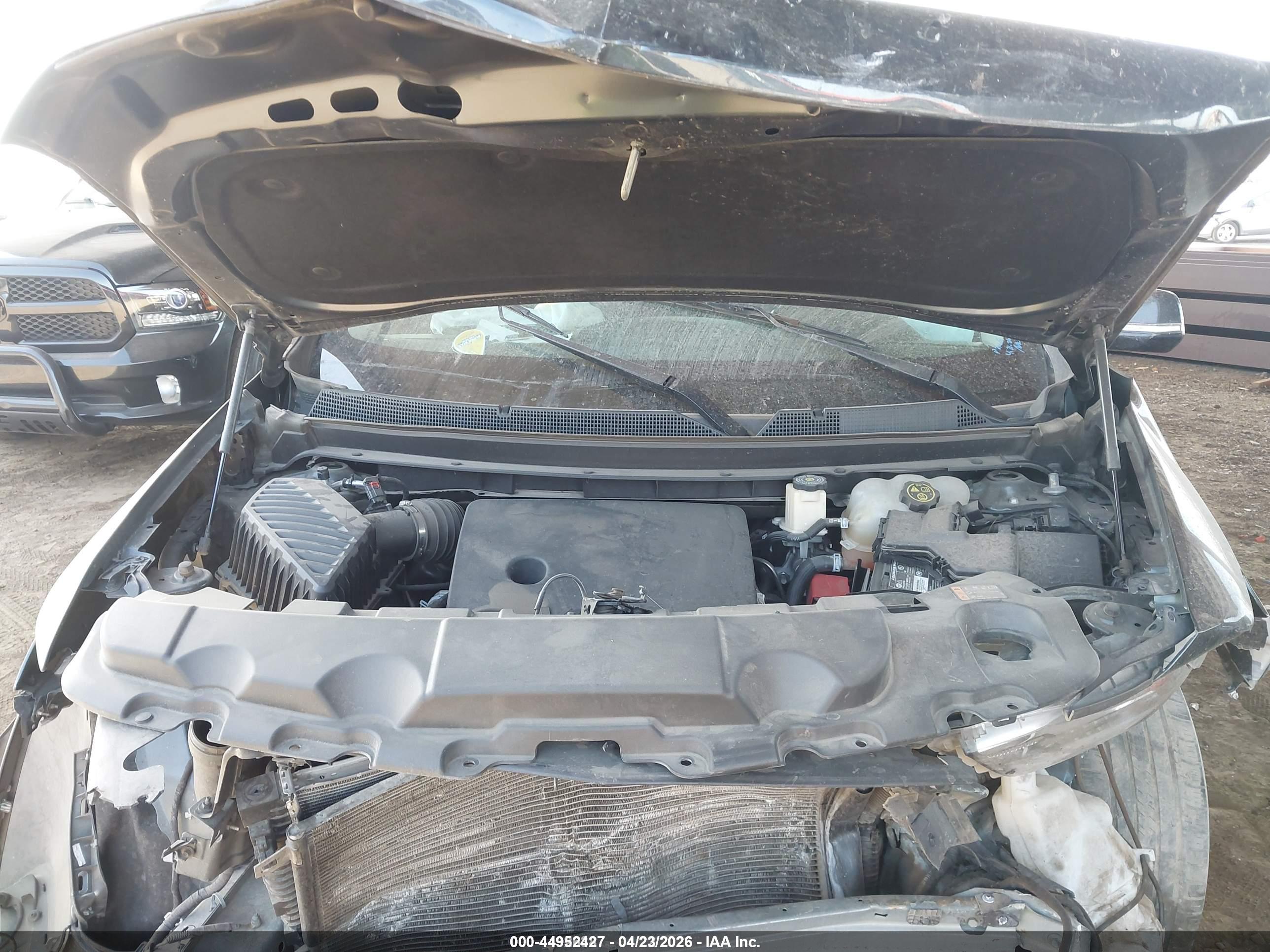 CHEVROLET TRAVERSE image 10