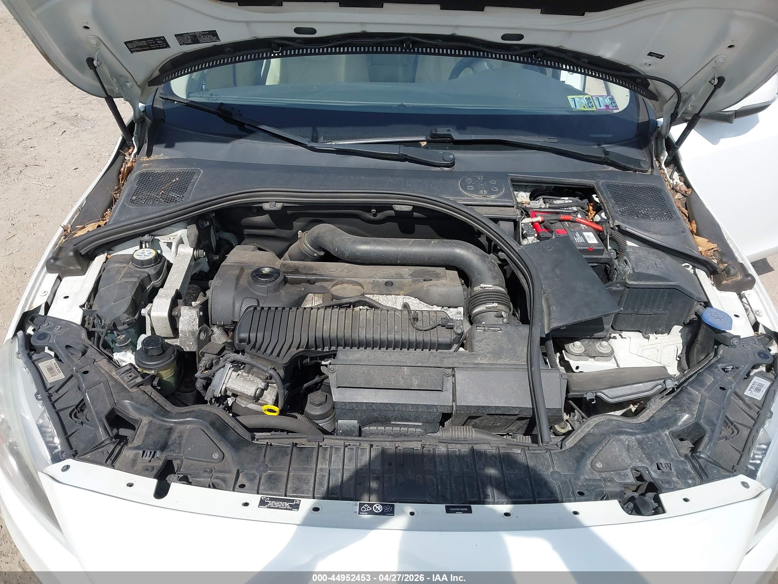 VOLVO S60 image 10