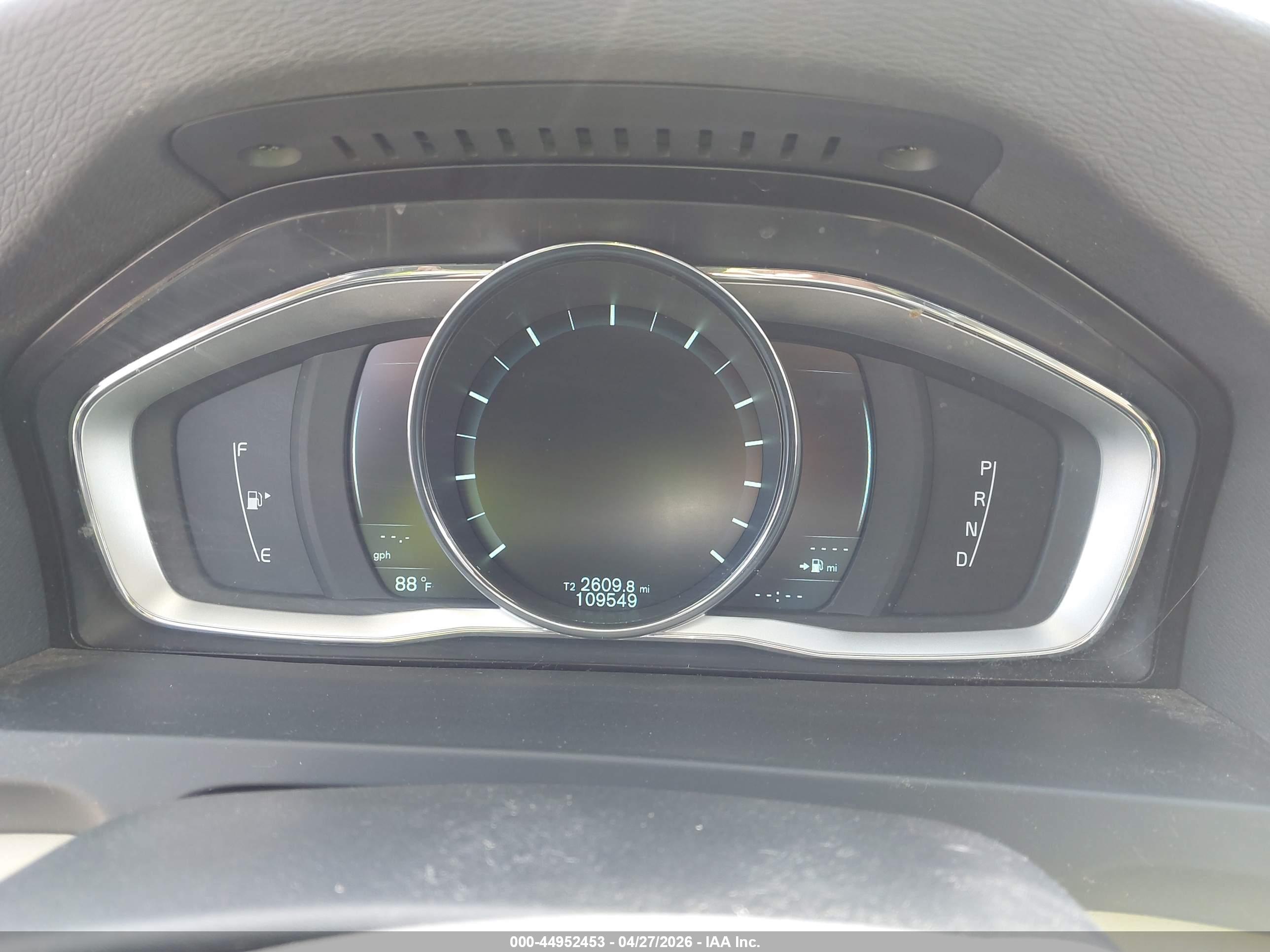 VOLVO S60 image 7