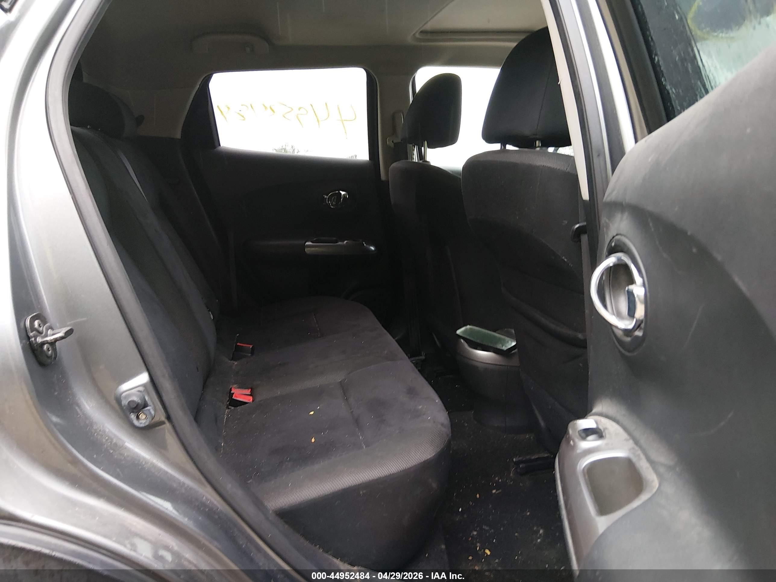 NISSAN JUKE image 8