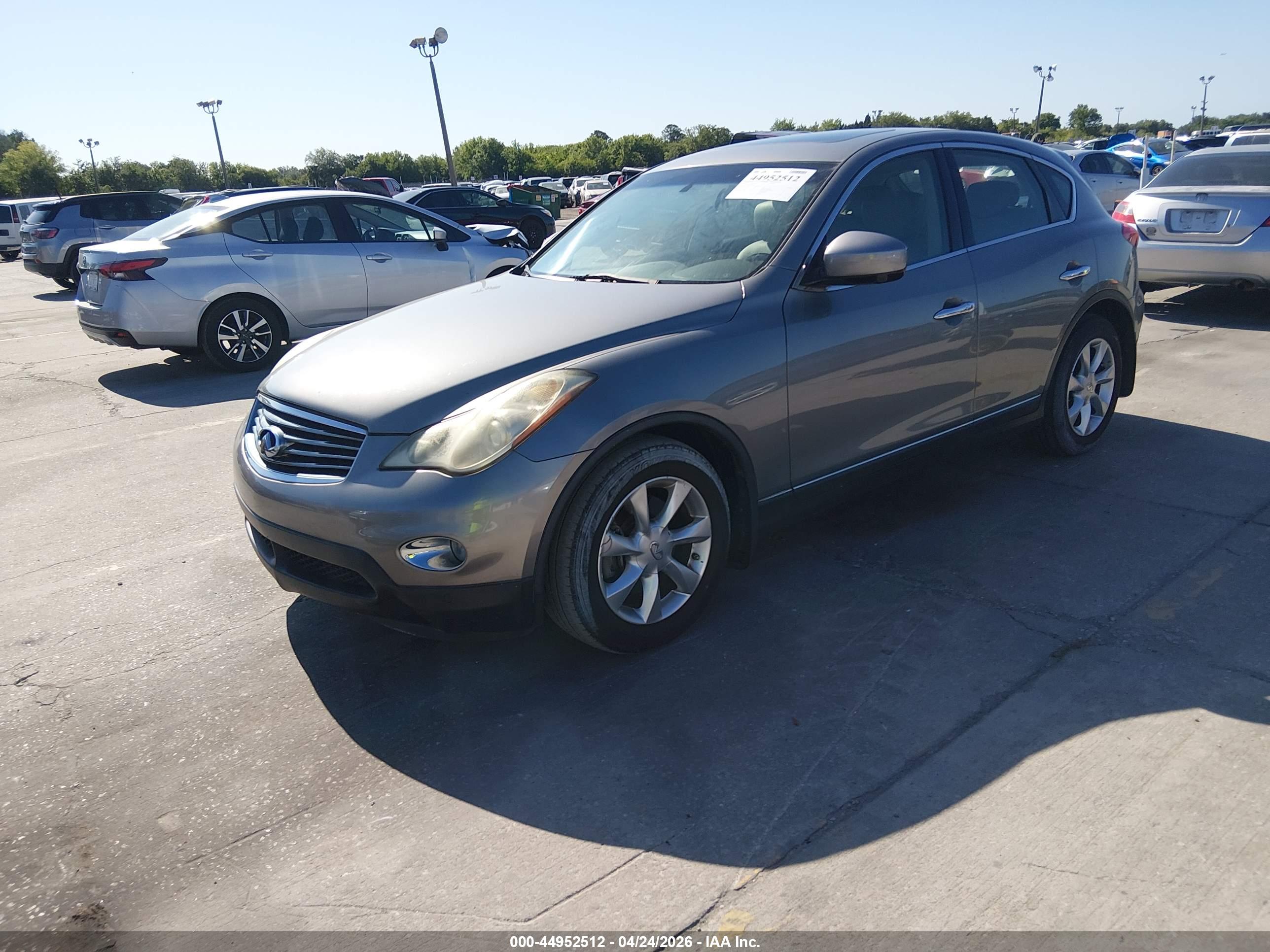 INFINITI EX35 image 2