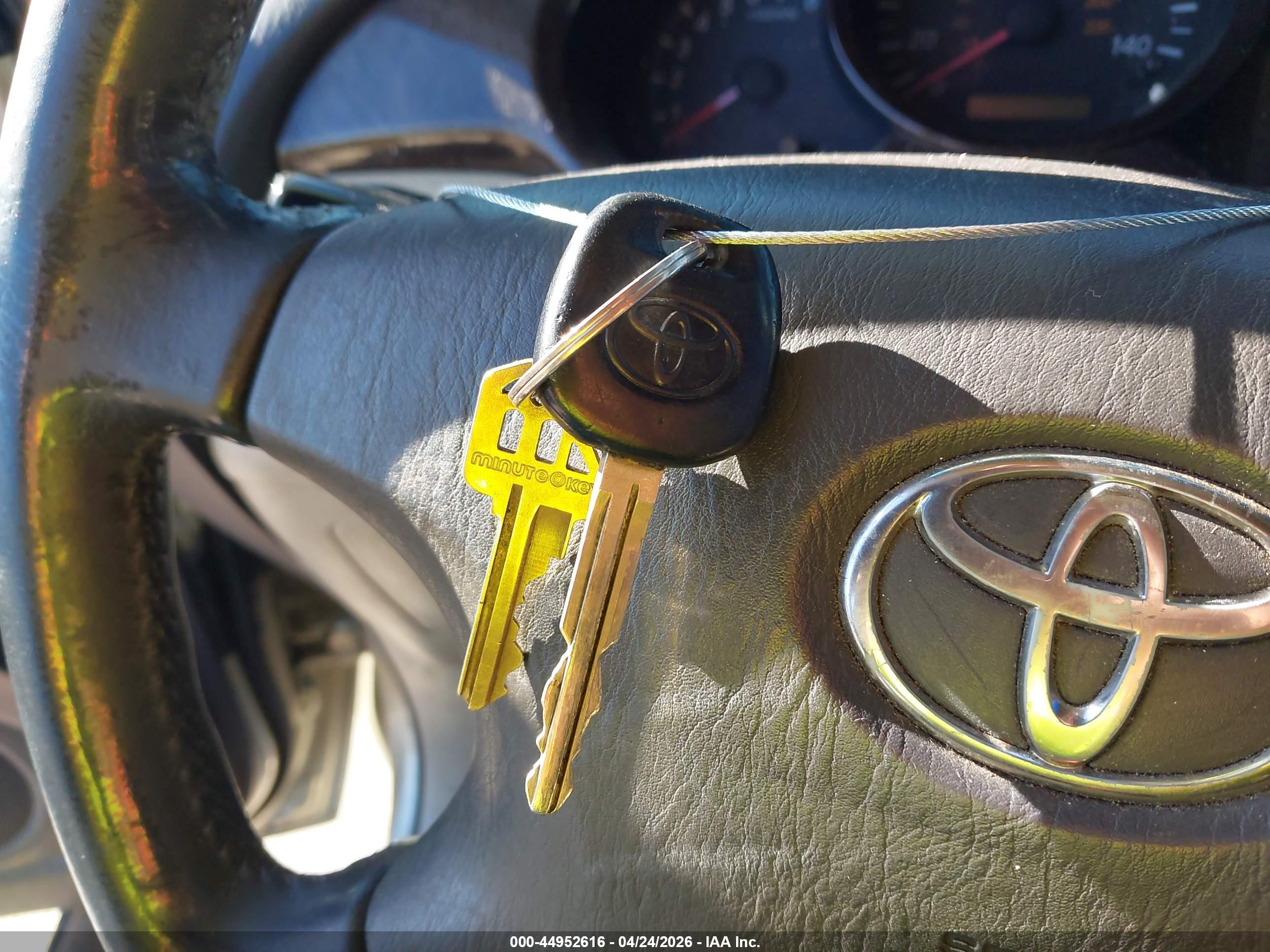 TOYOTA HIGHLANDER image 11