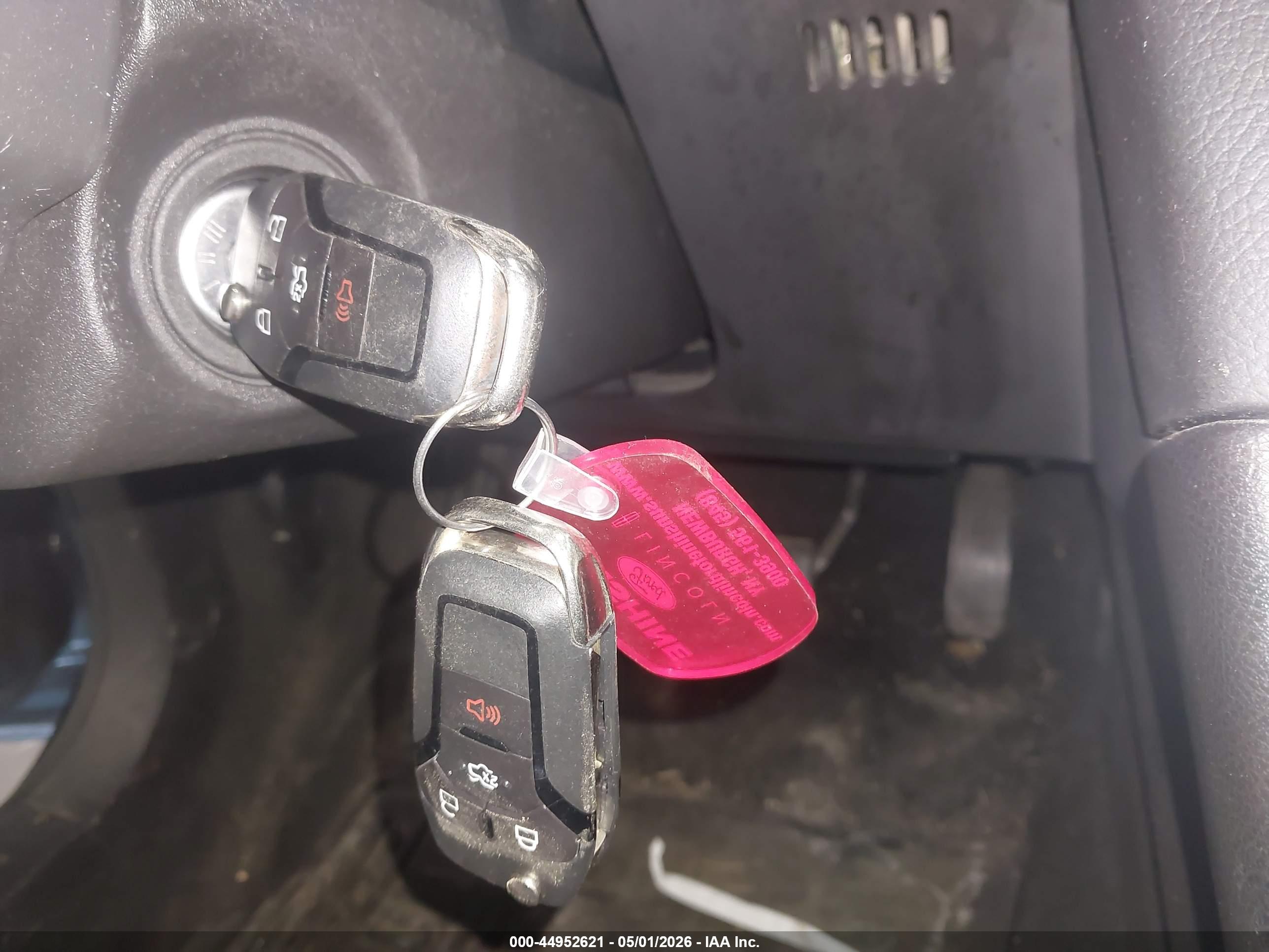FORD FUSION image 11
