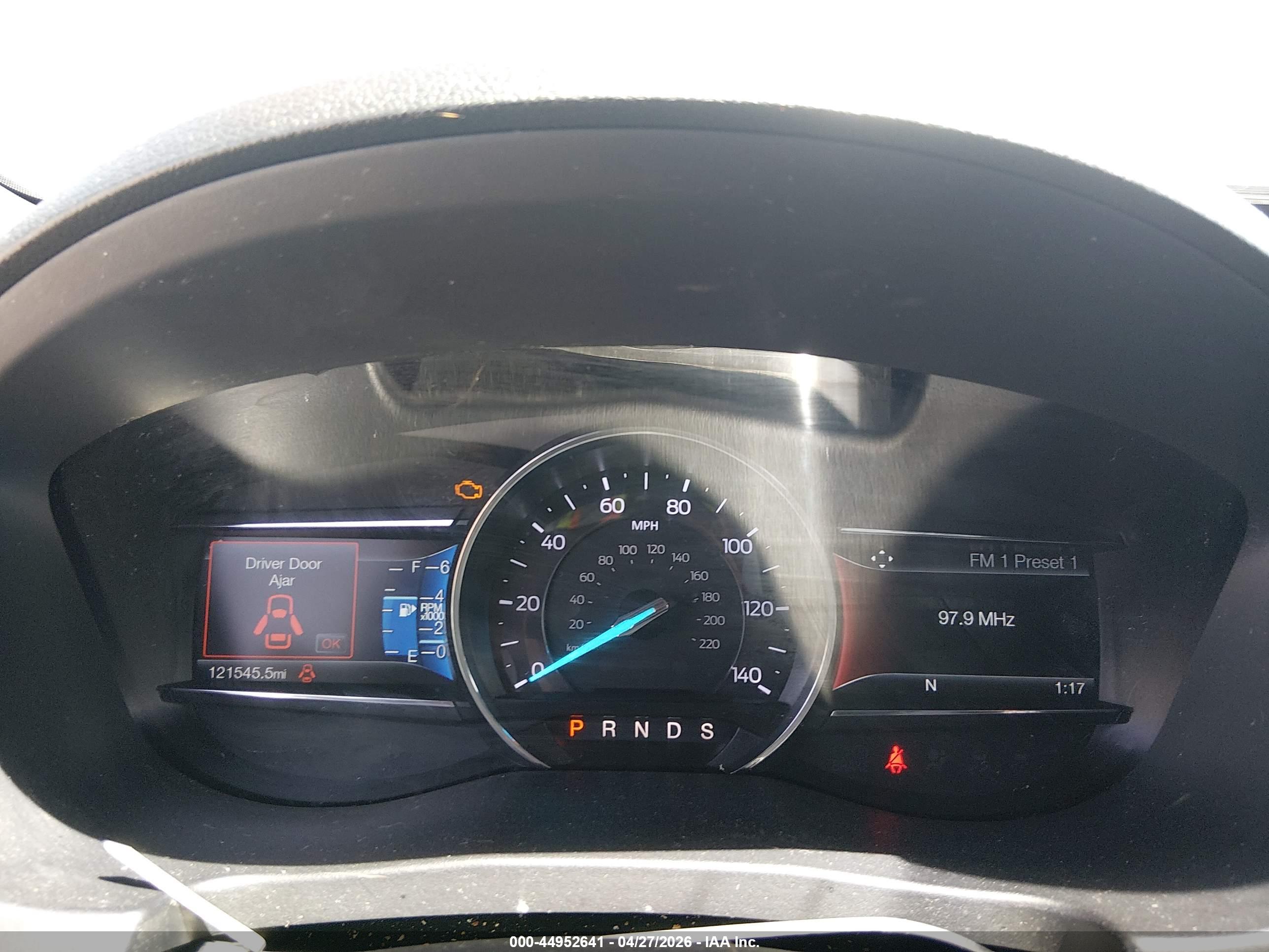 FORD EXPLORER image 7