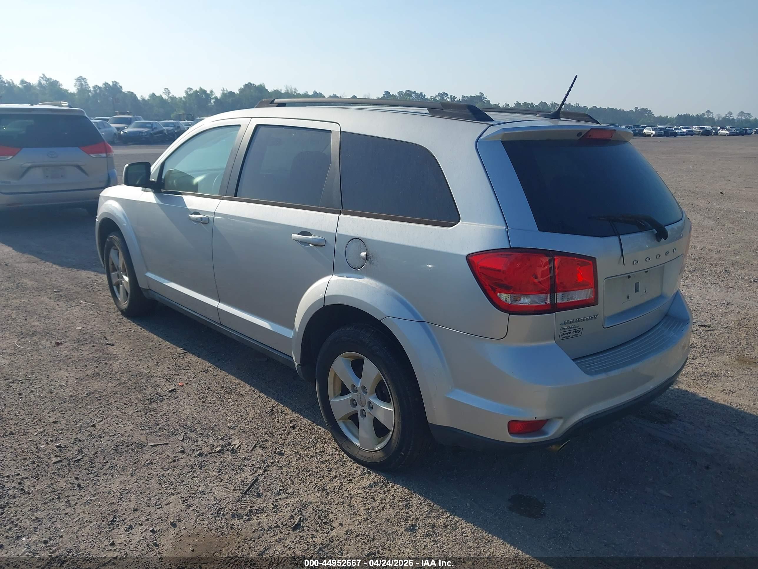DODGE JOURNEY image 3