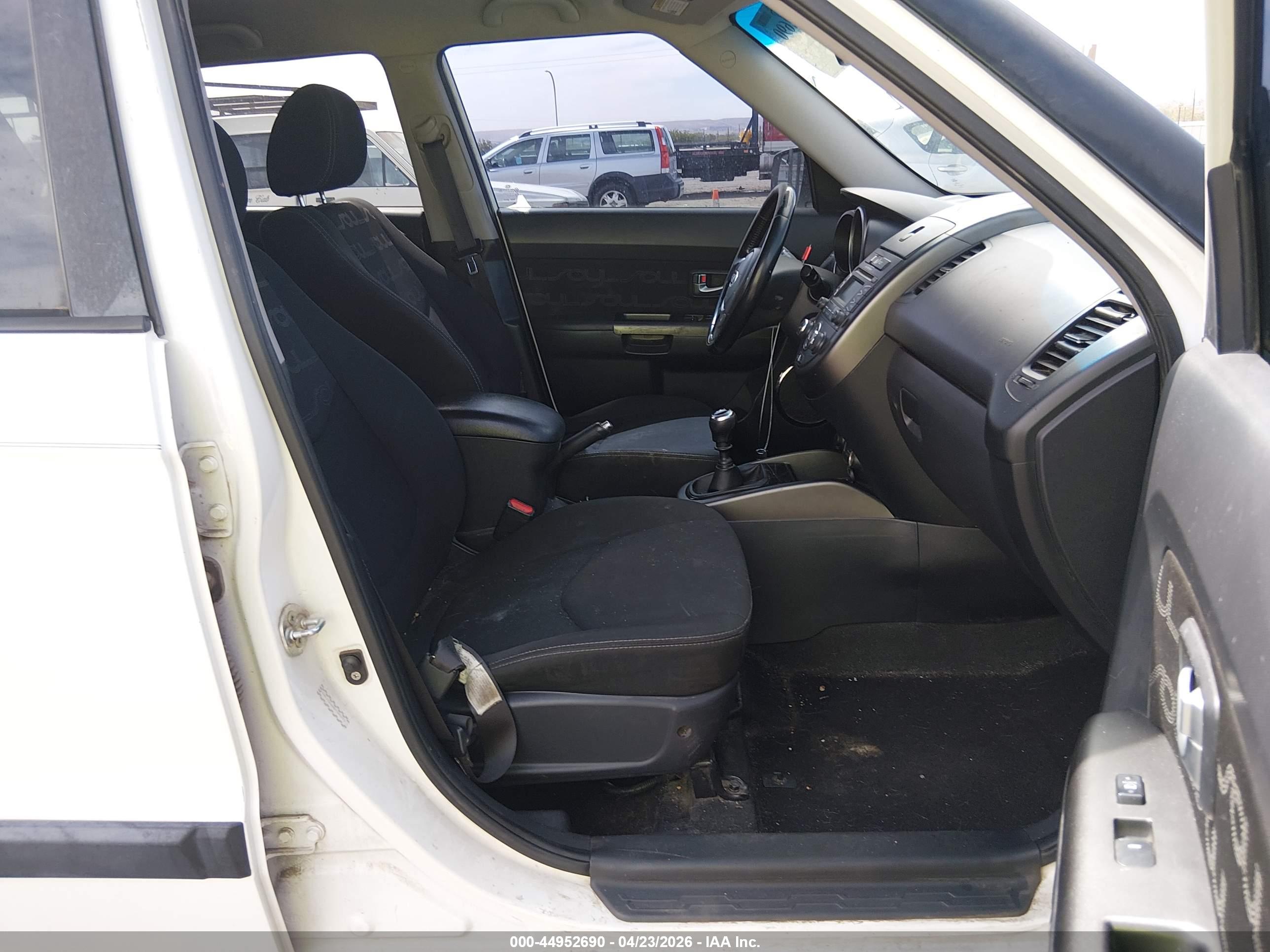 KIA SOUL image 5