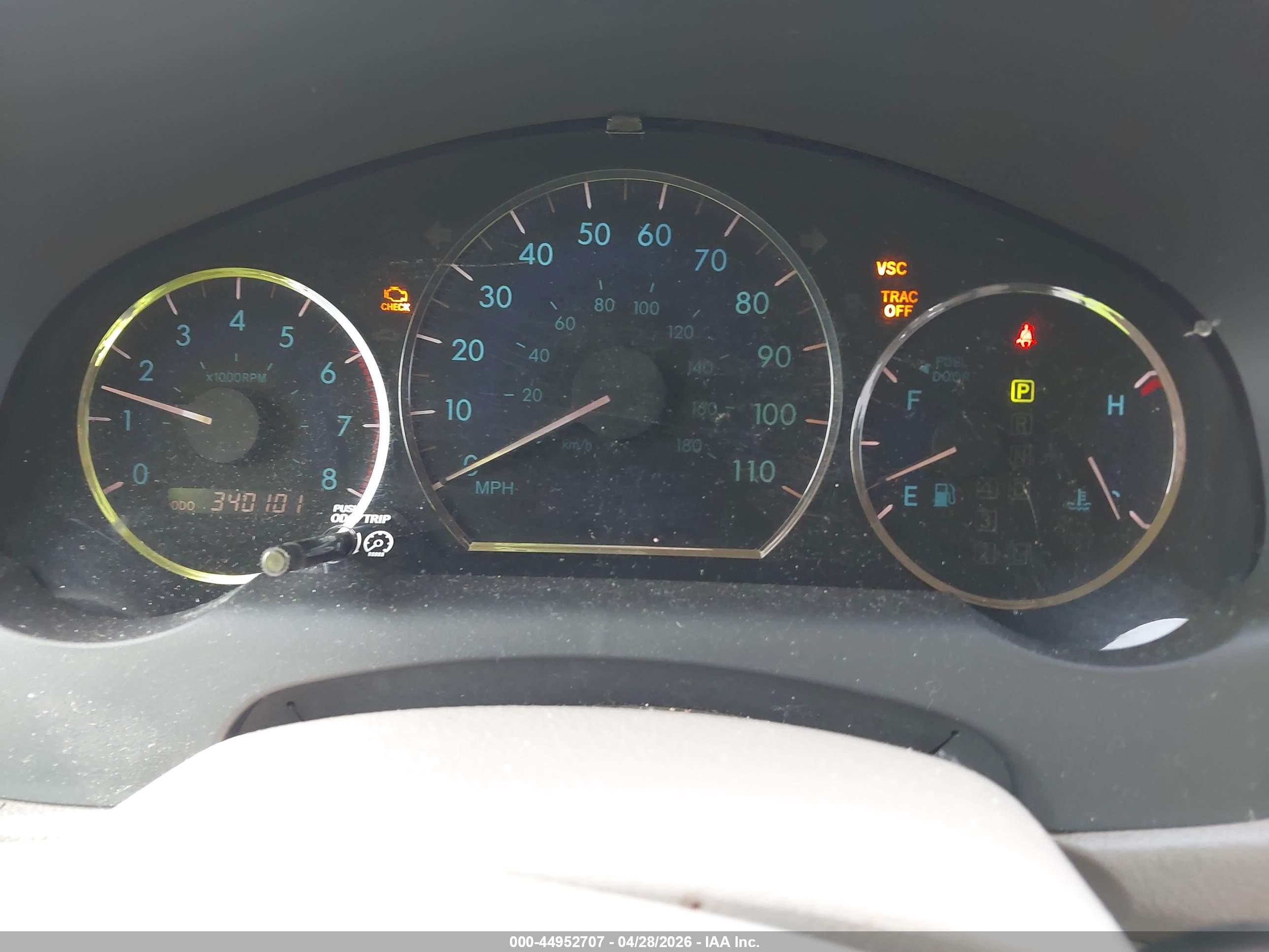 TOYOTA SIENNA image 7
