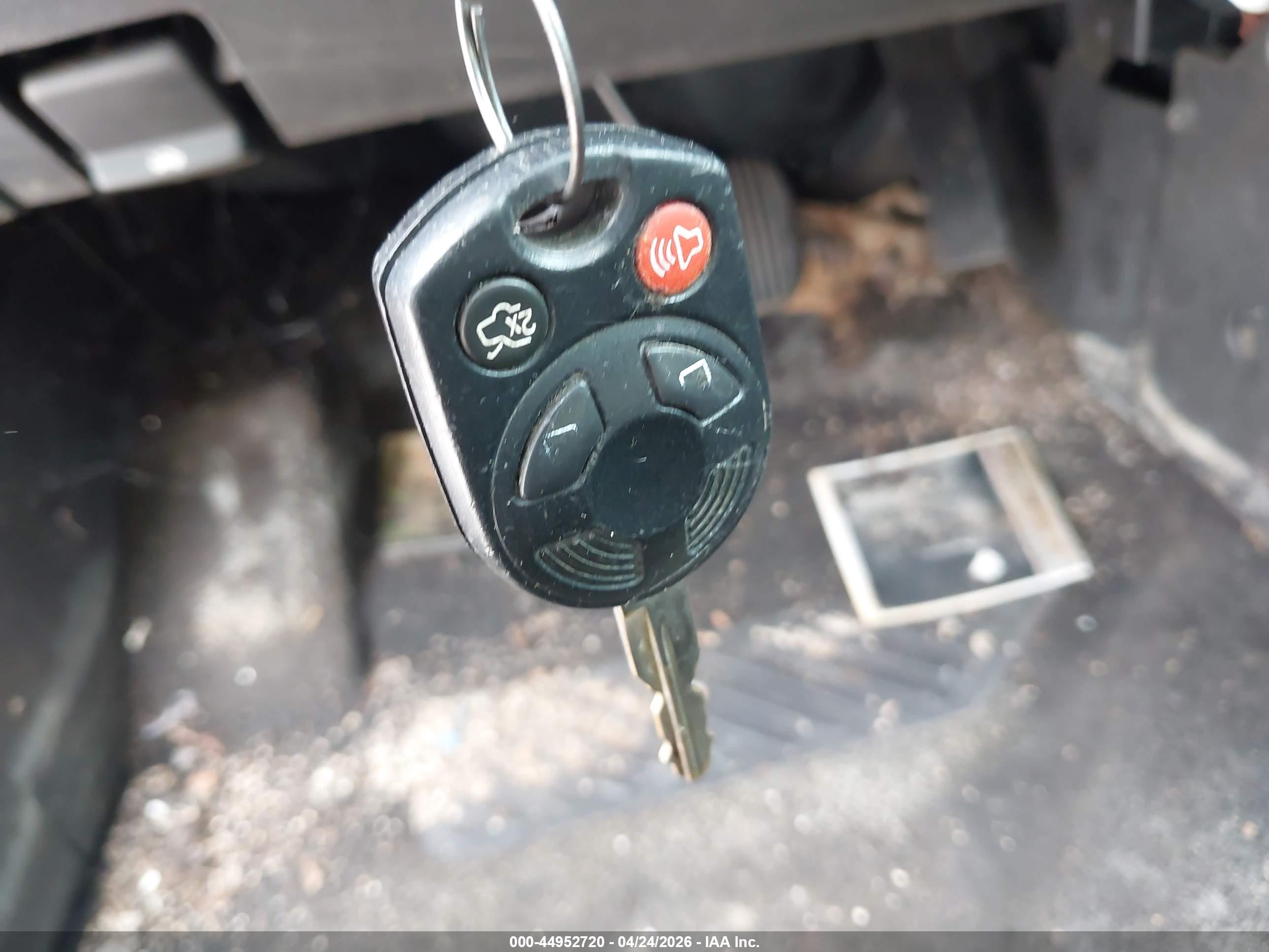 FORD ESCAPE image 11