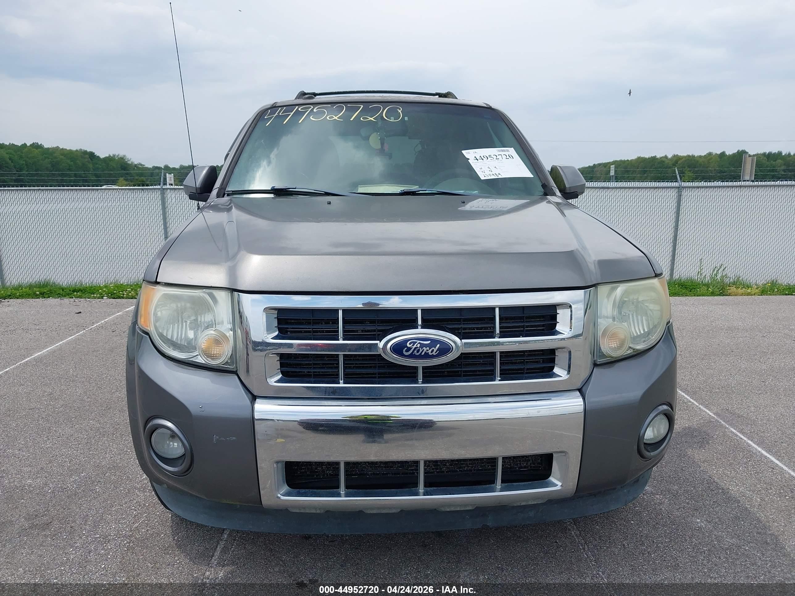 FORD ESCAPE image 6