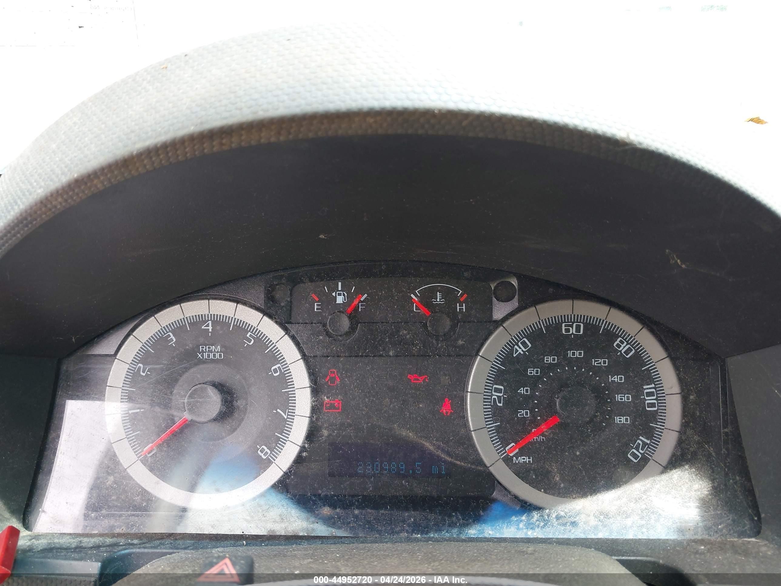 FORD ESCAPE image 7