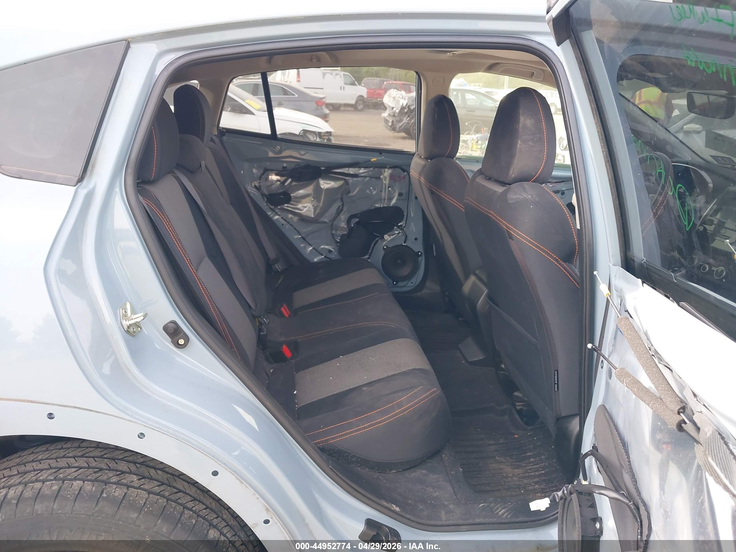 SUBARU CROSSTREK image 8