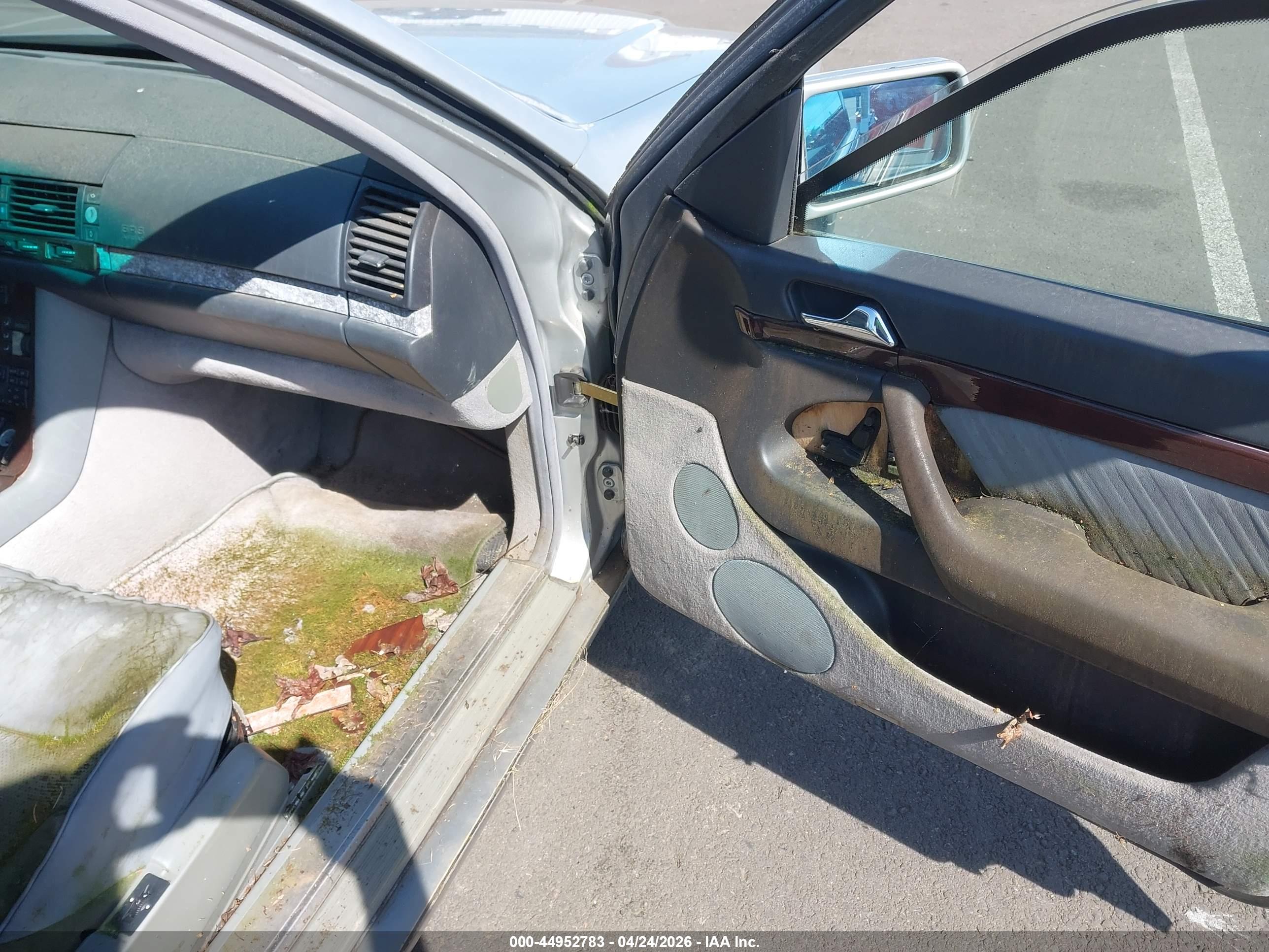 MERCEDES-BENZ S image 6