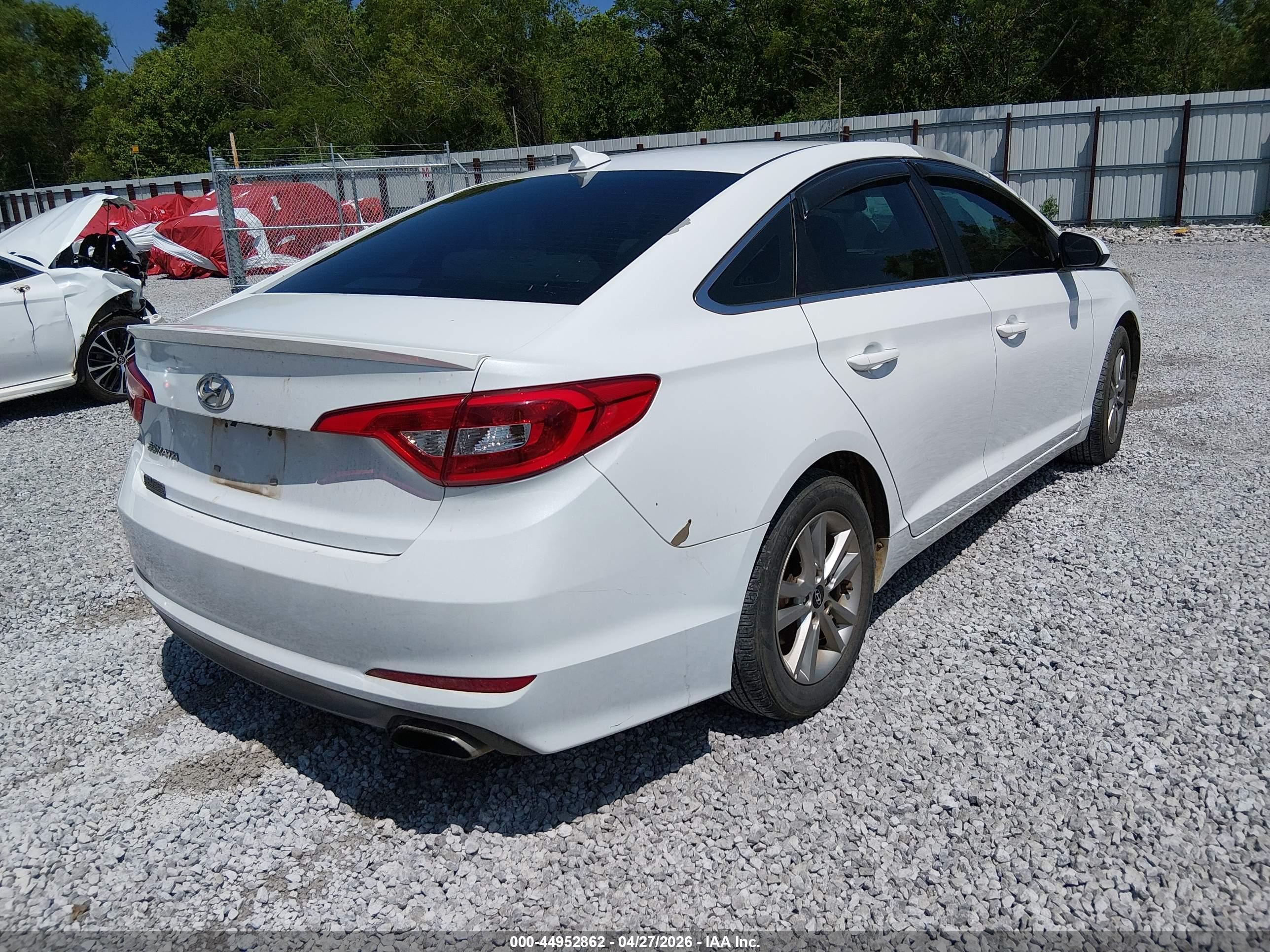 HYUNDAI SONATA image 4