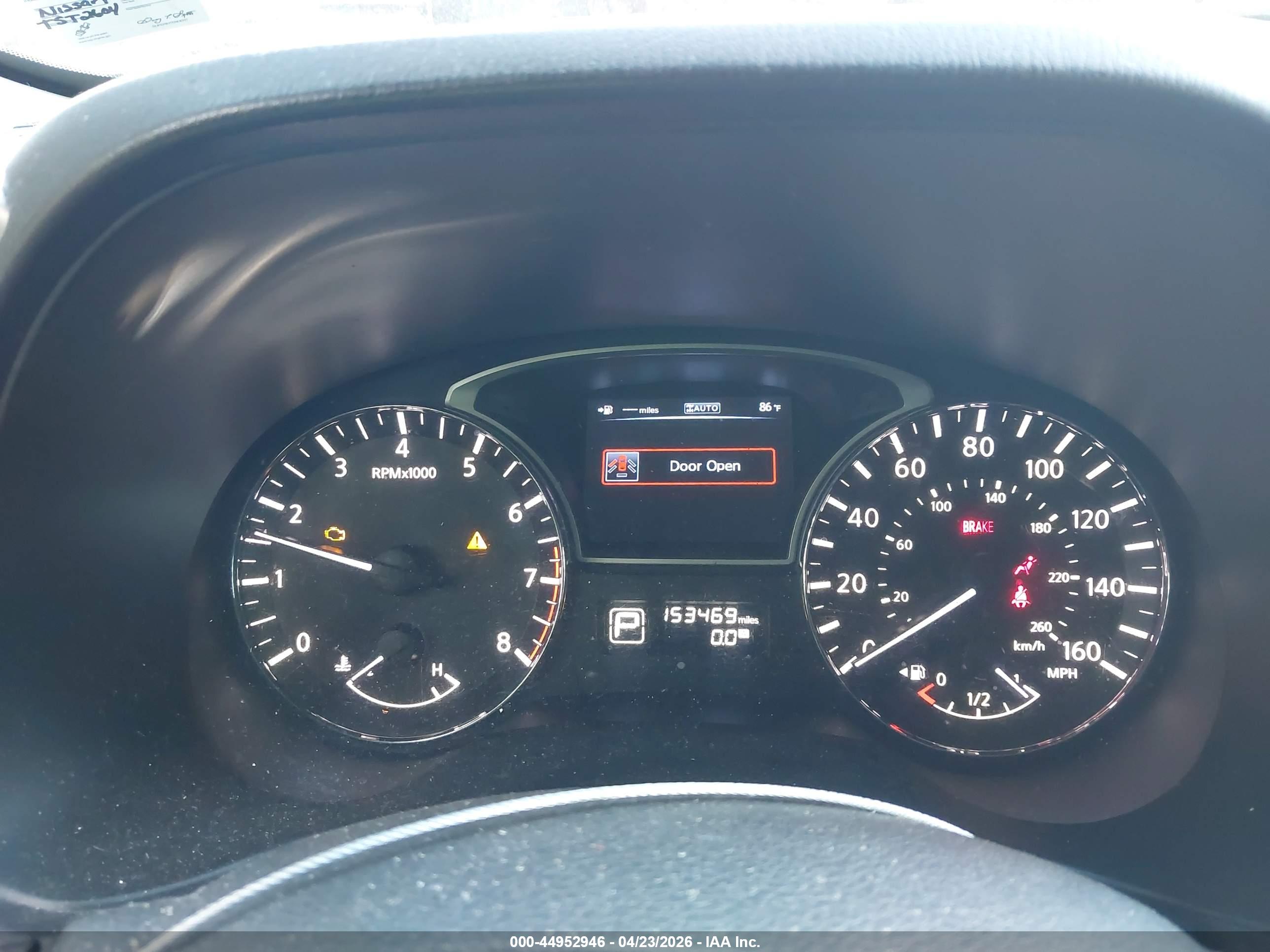 NISSAN PATHFINDER image 7