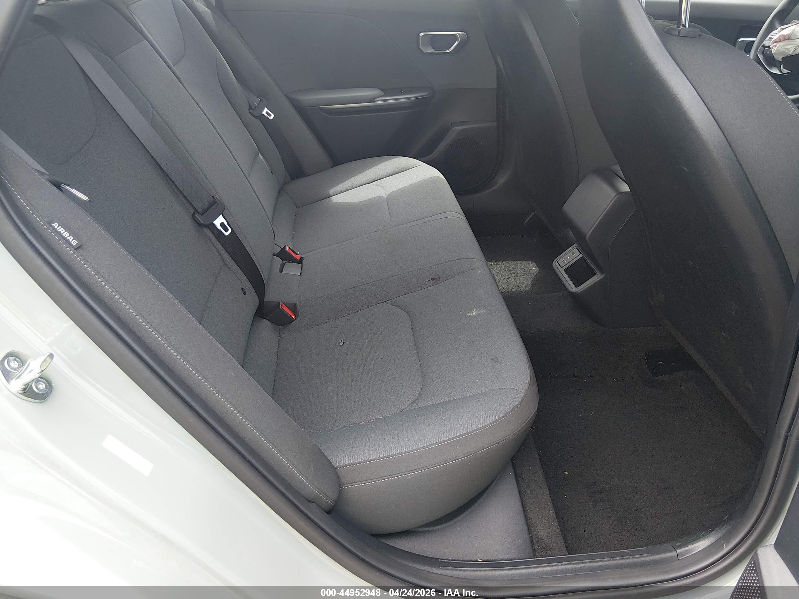 KIA K4 image 8