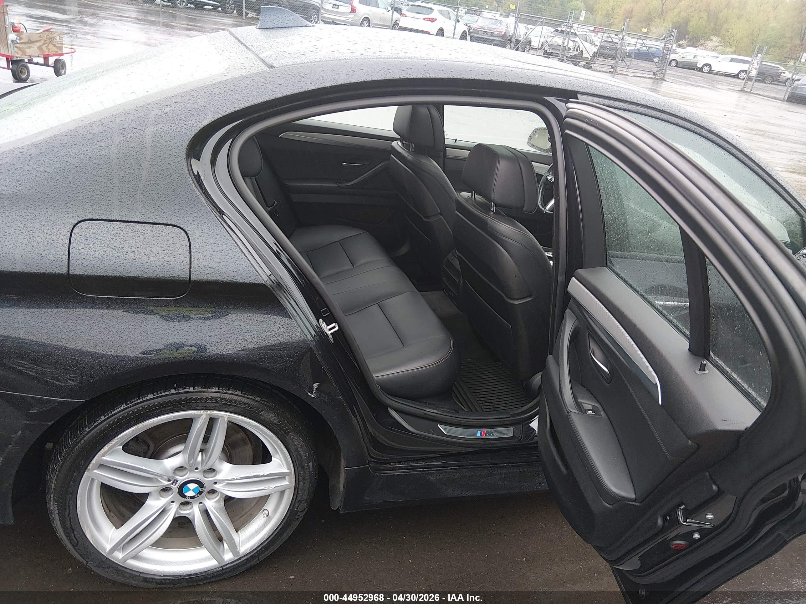BMW 535I image 8