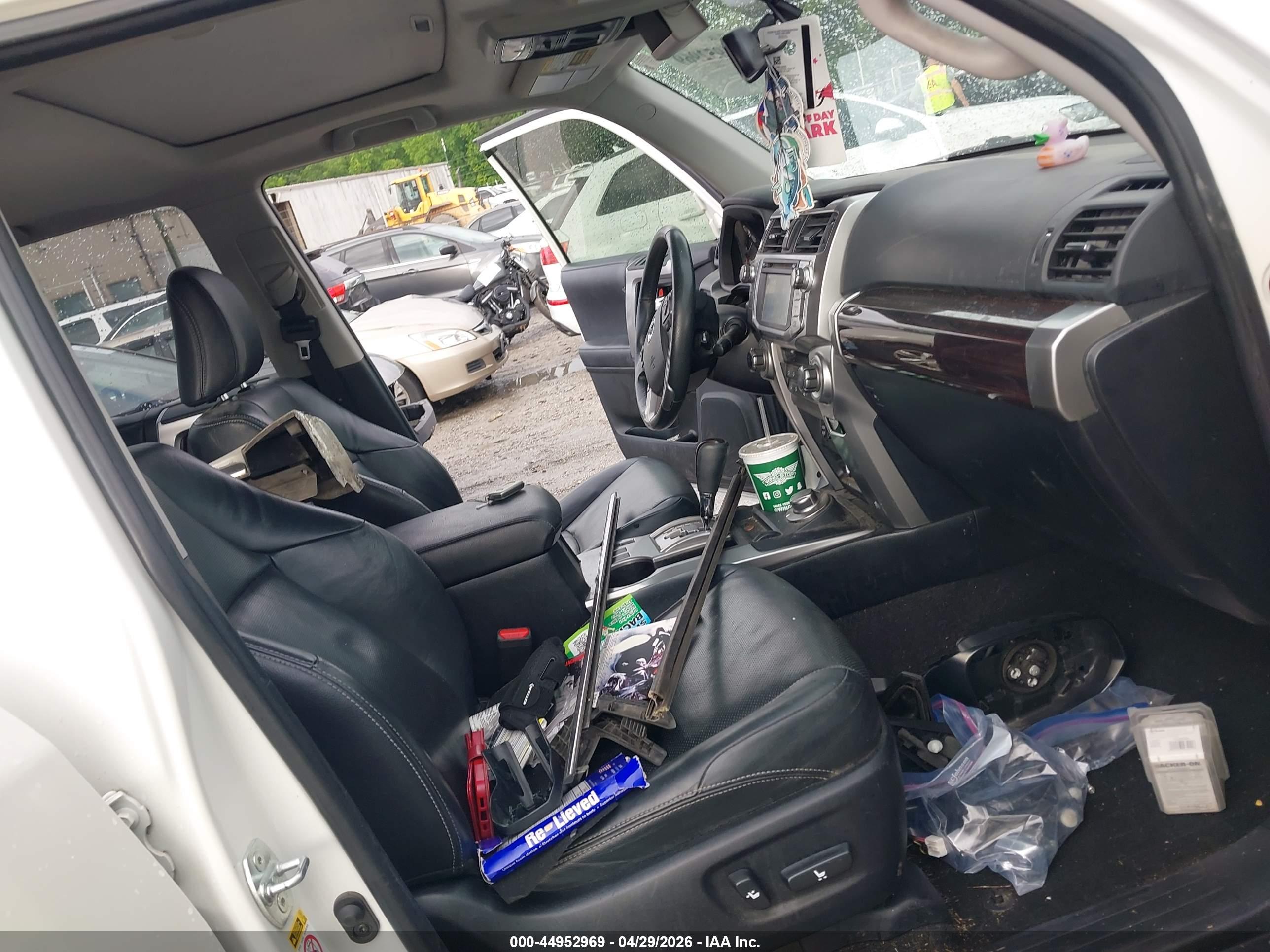 TOYOTA 4RUNNER image 5