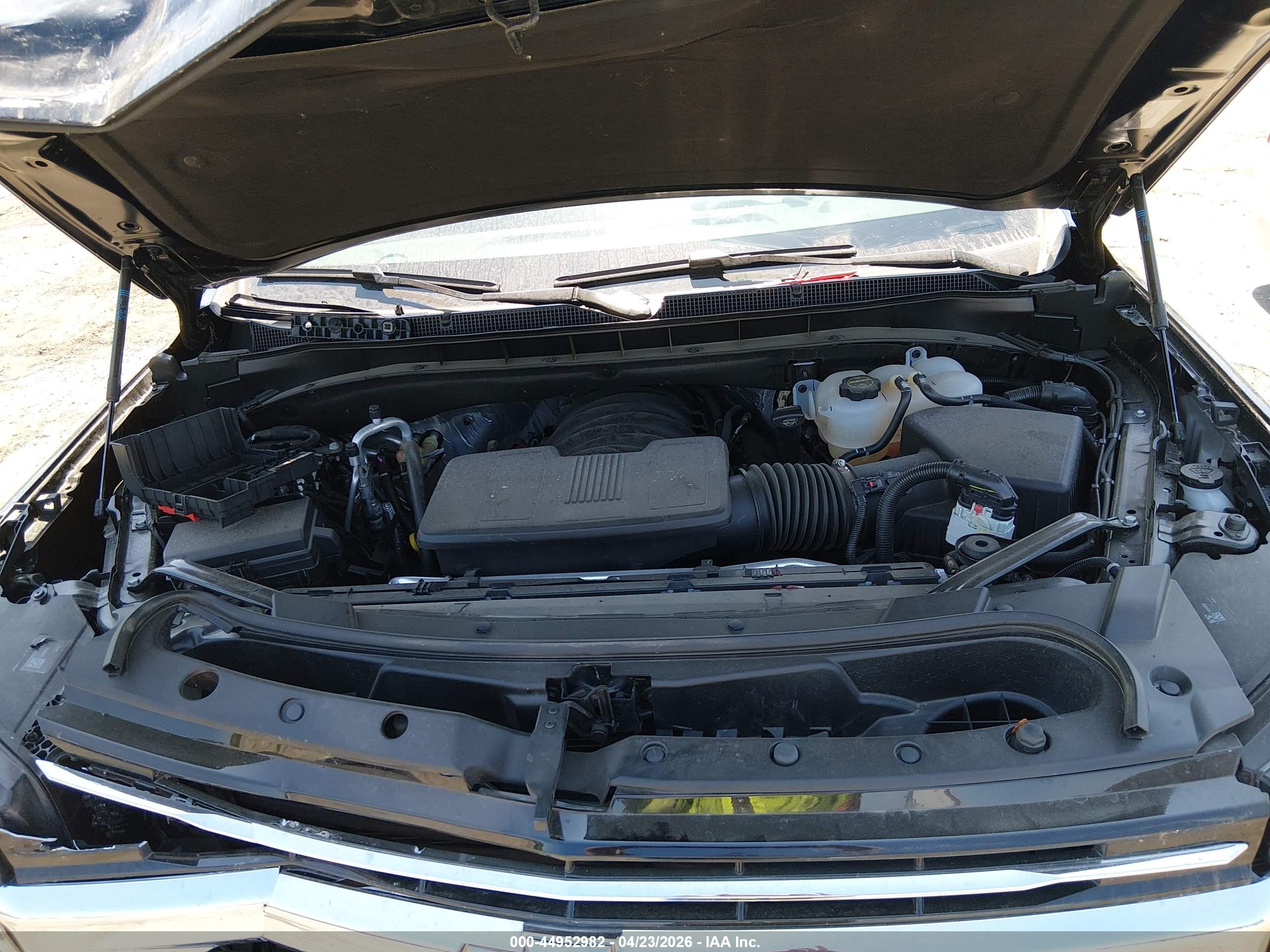CHEVROLET SUBURBAN image 10