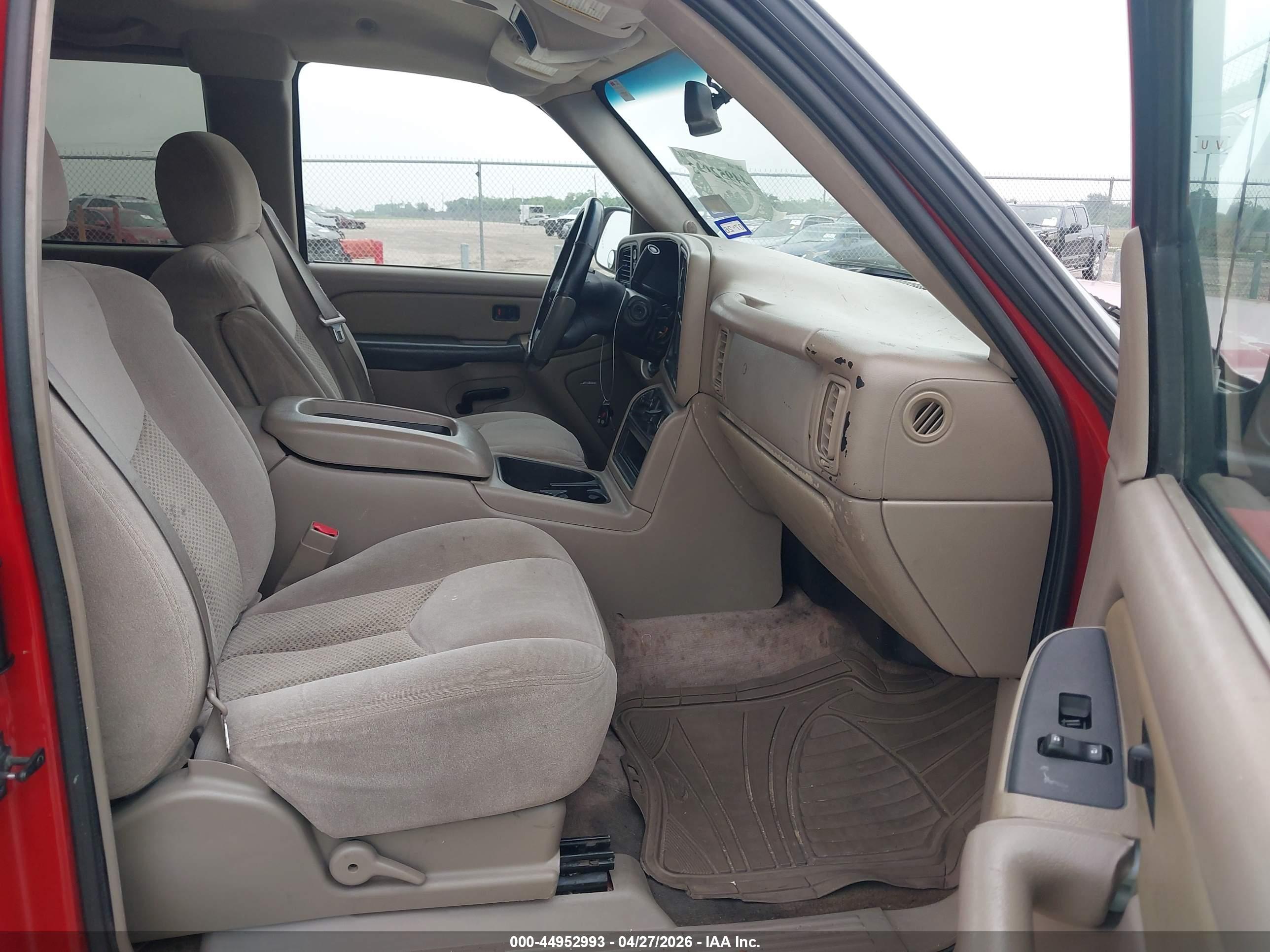 CHEVROLET SILVERADO image 5