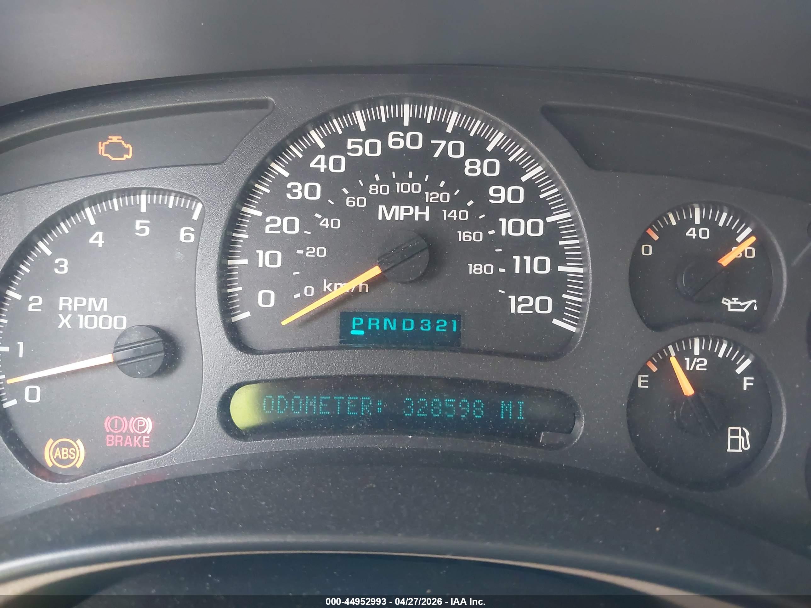 CHEVROLET SILVERADO image 7
