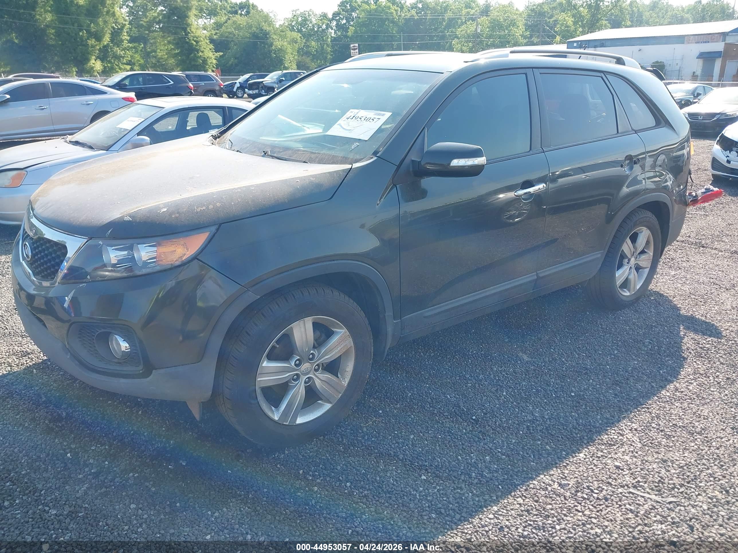 KIA SORENTO image 2