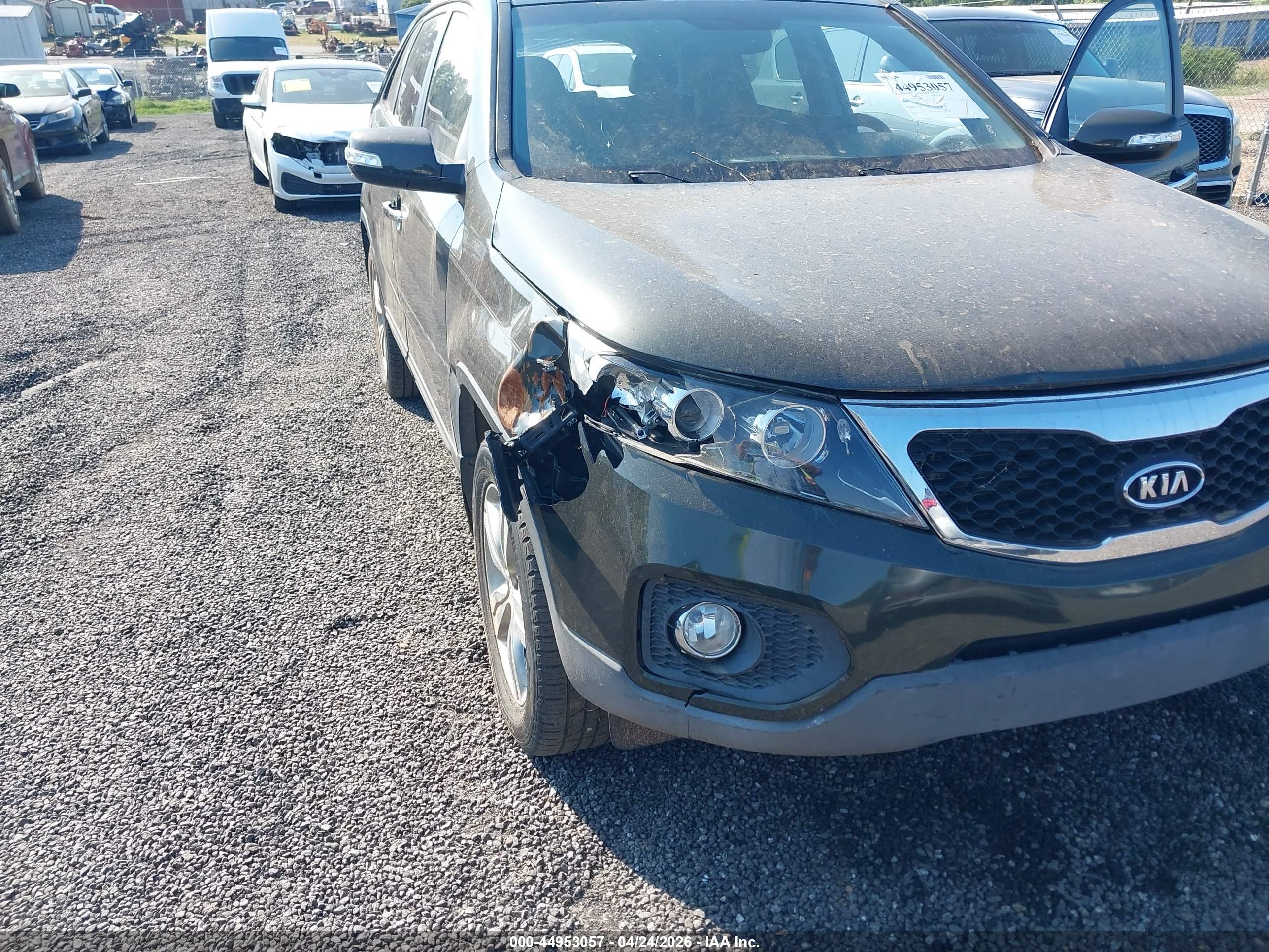 KIA SORENTO image 6