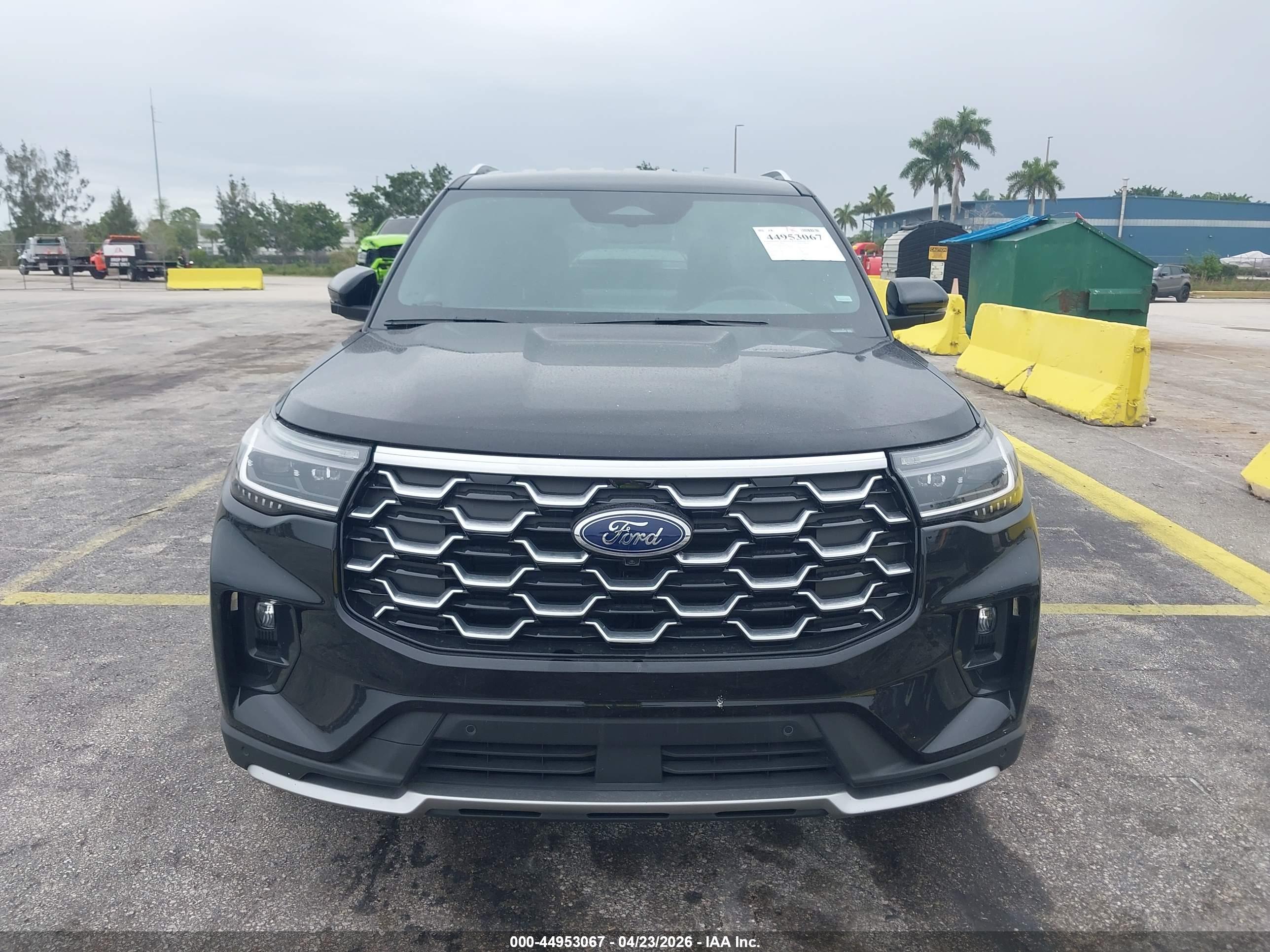 FORD EXPLORER image 6