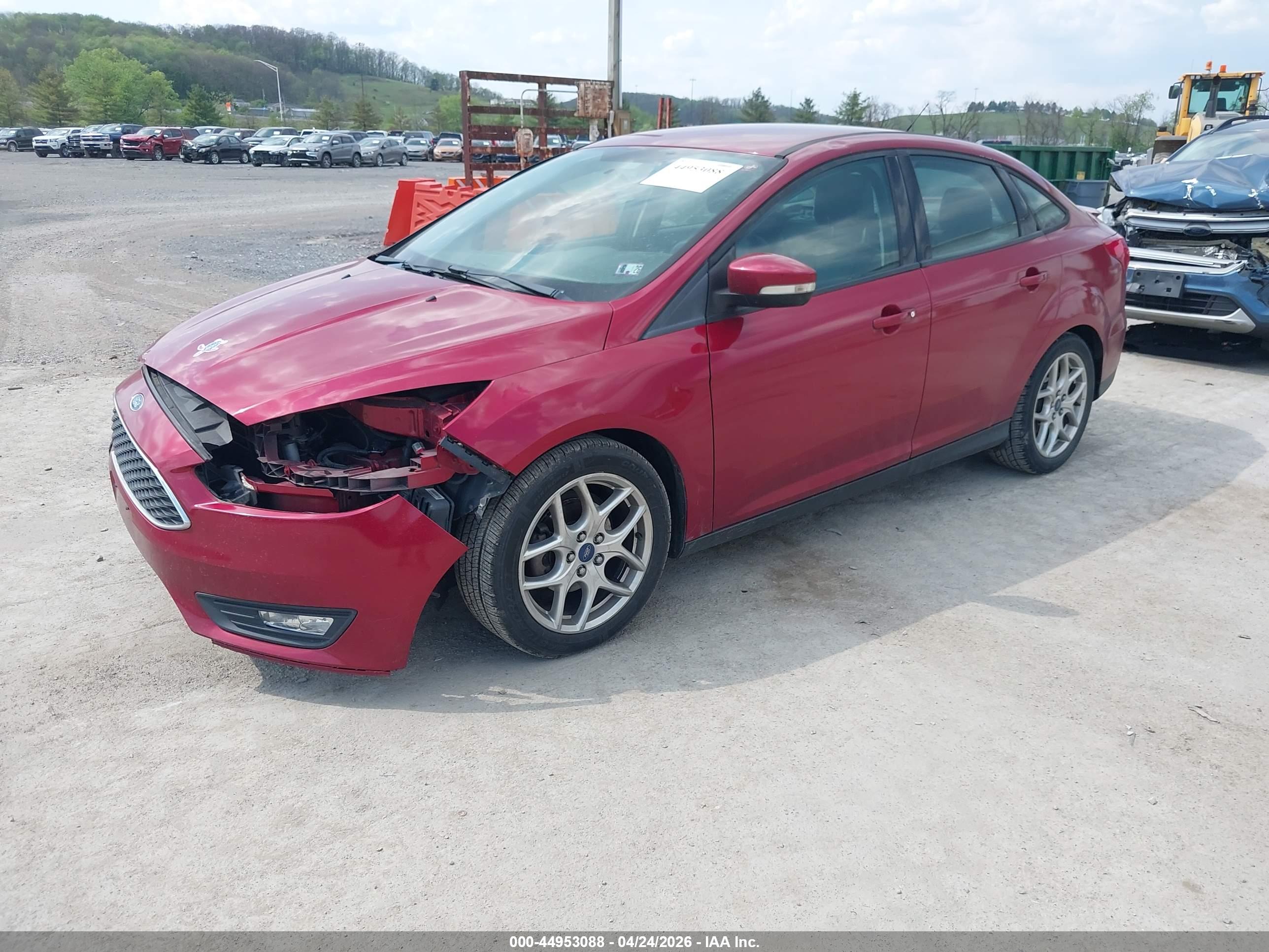 FORD FOCUS image 2