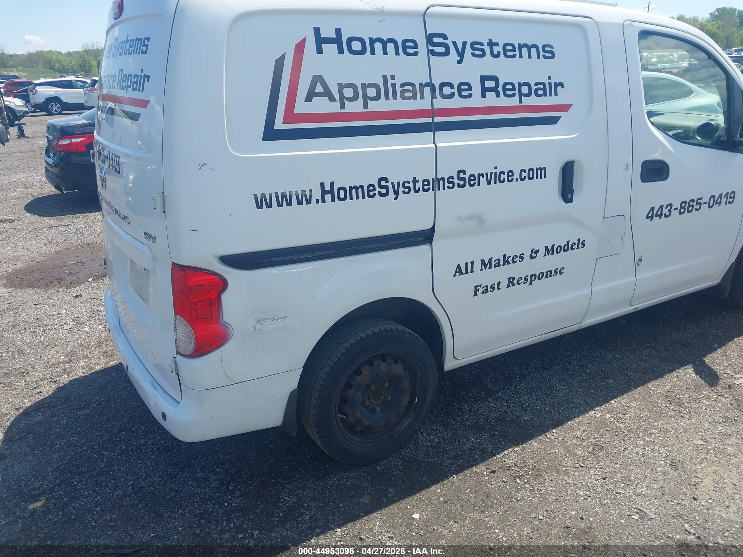 NISSAN NV200 image 6