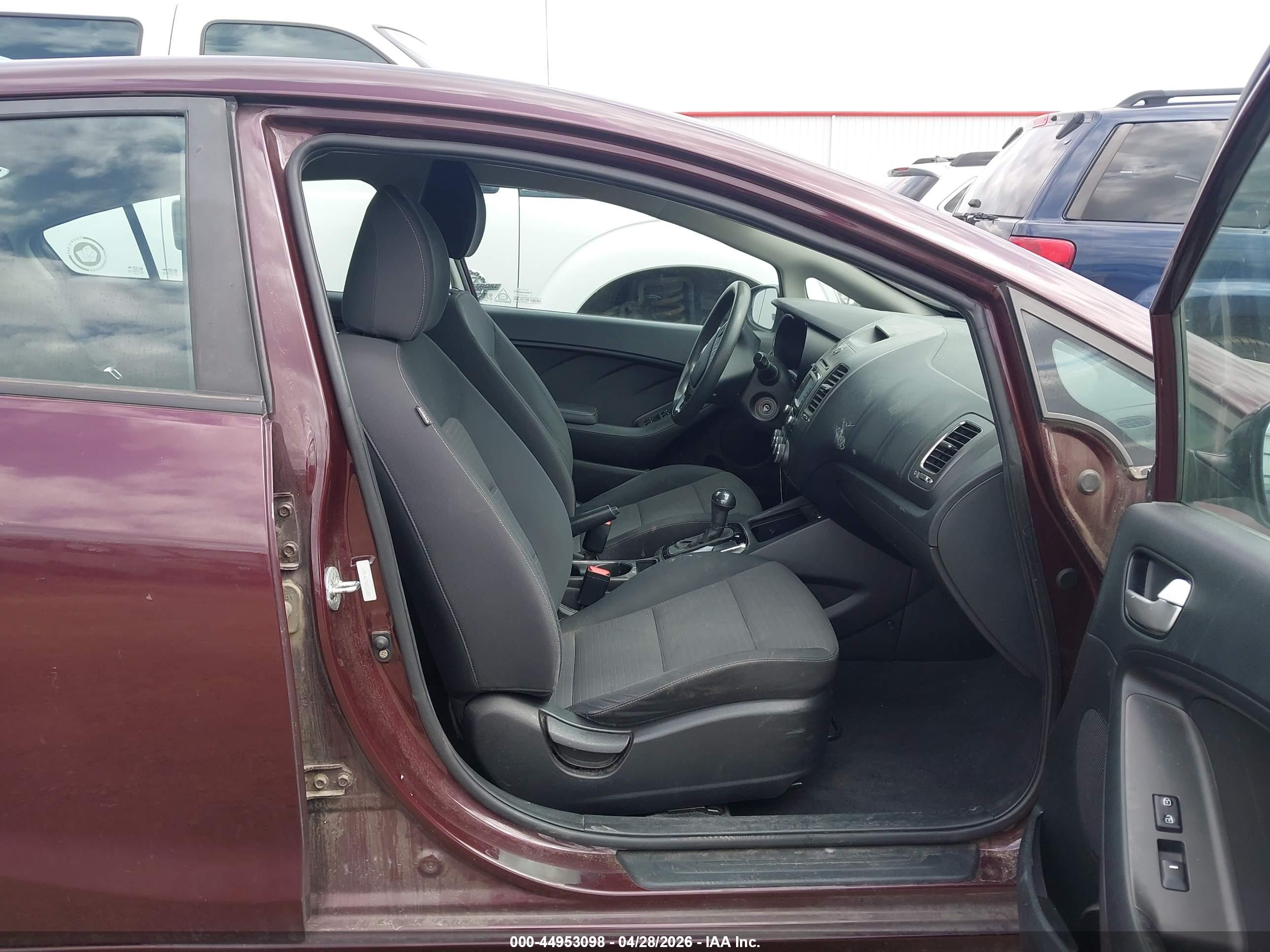 KIA FORTE image 5