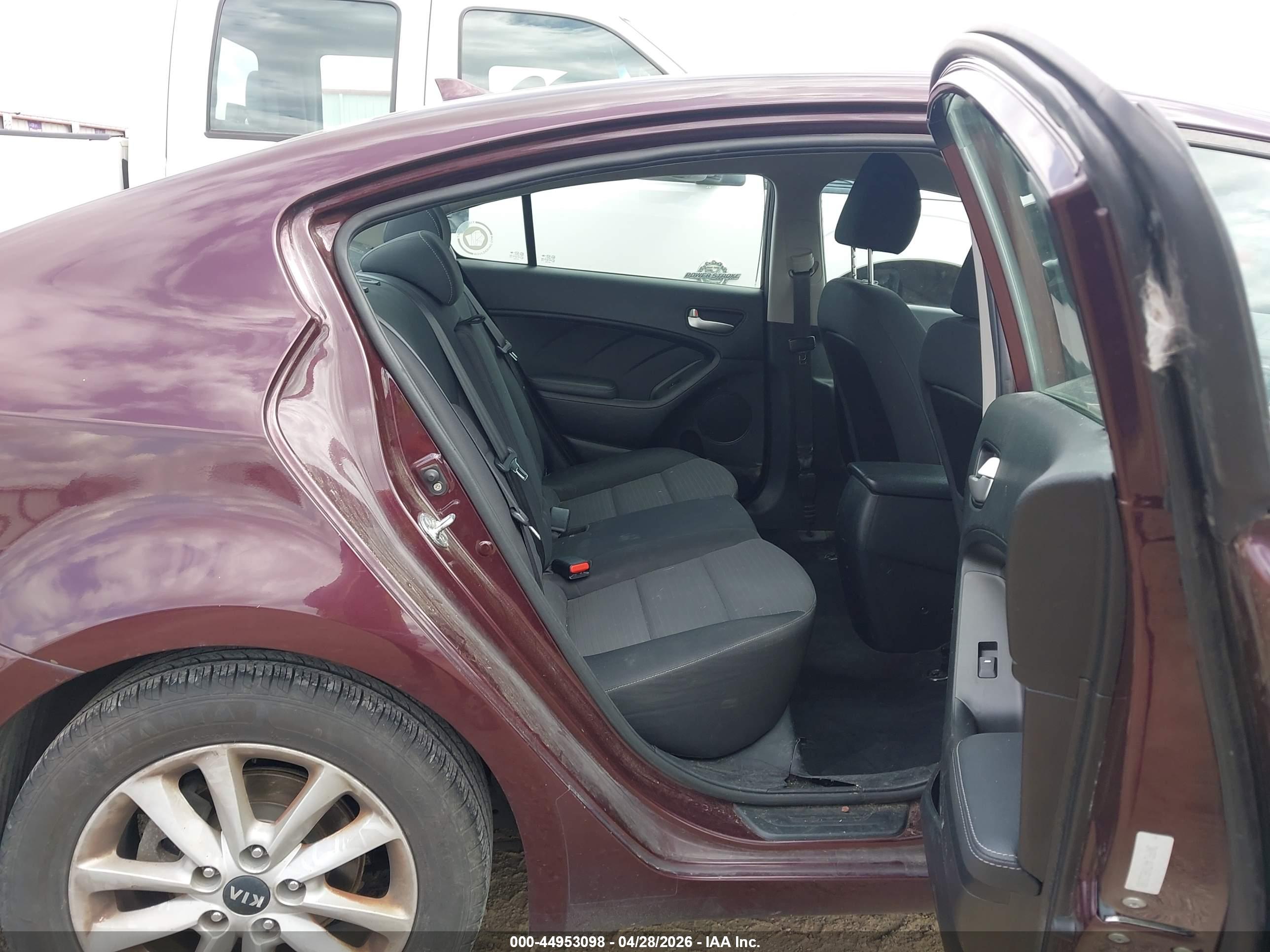 KIA FORTE image 8