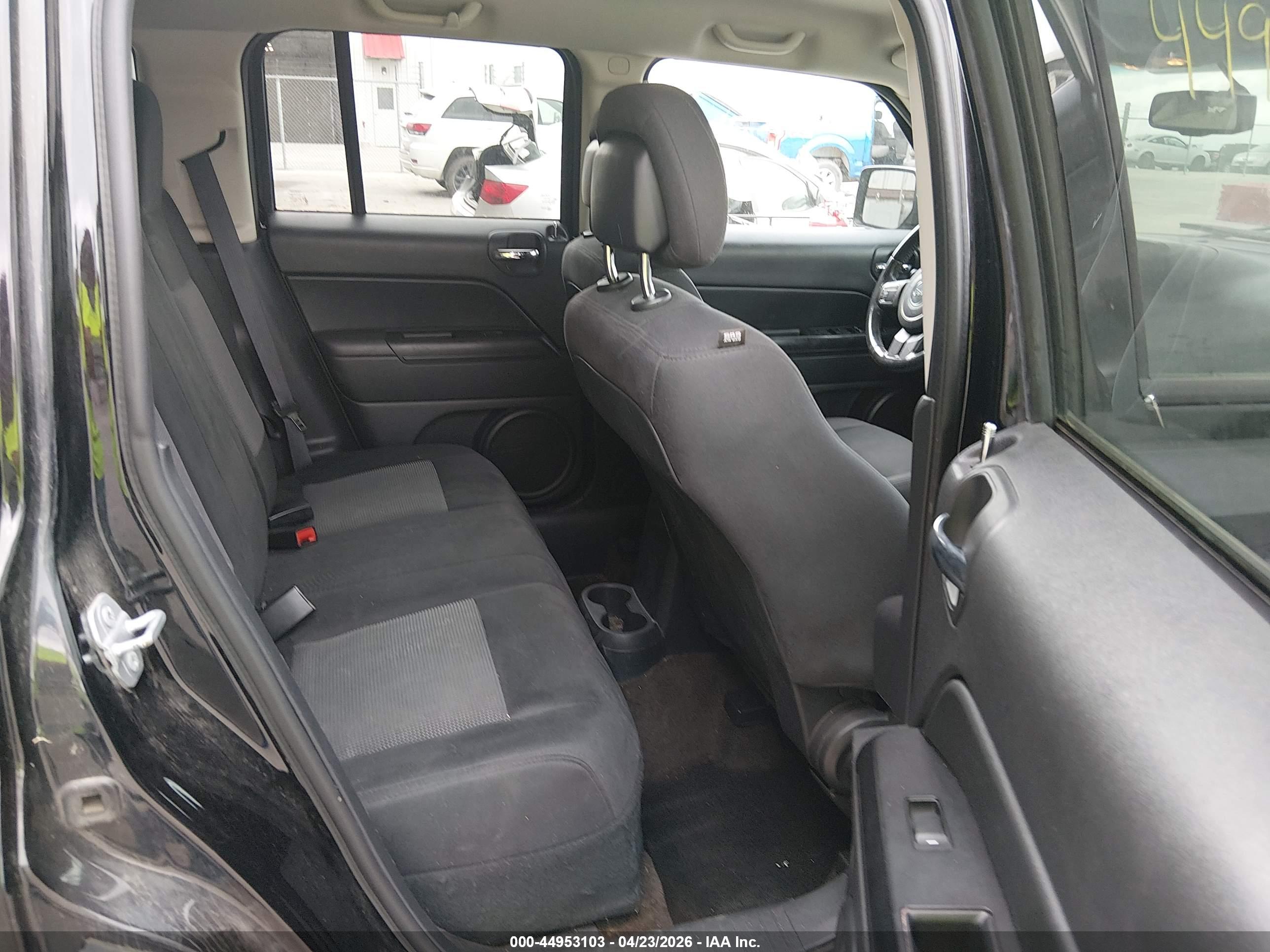 JEEP PATRIOT image 8