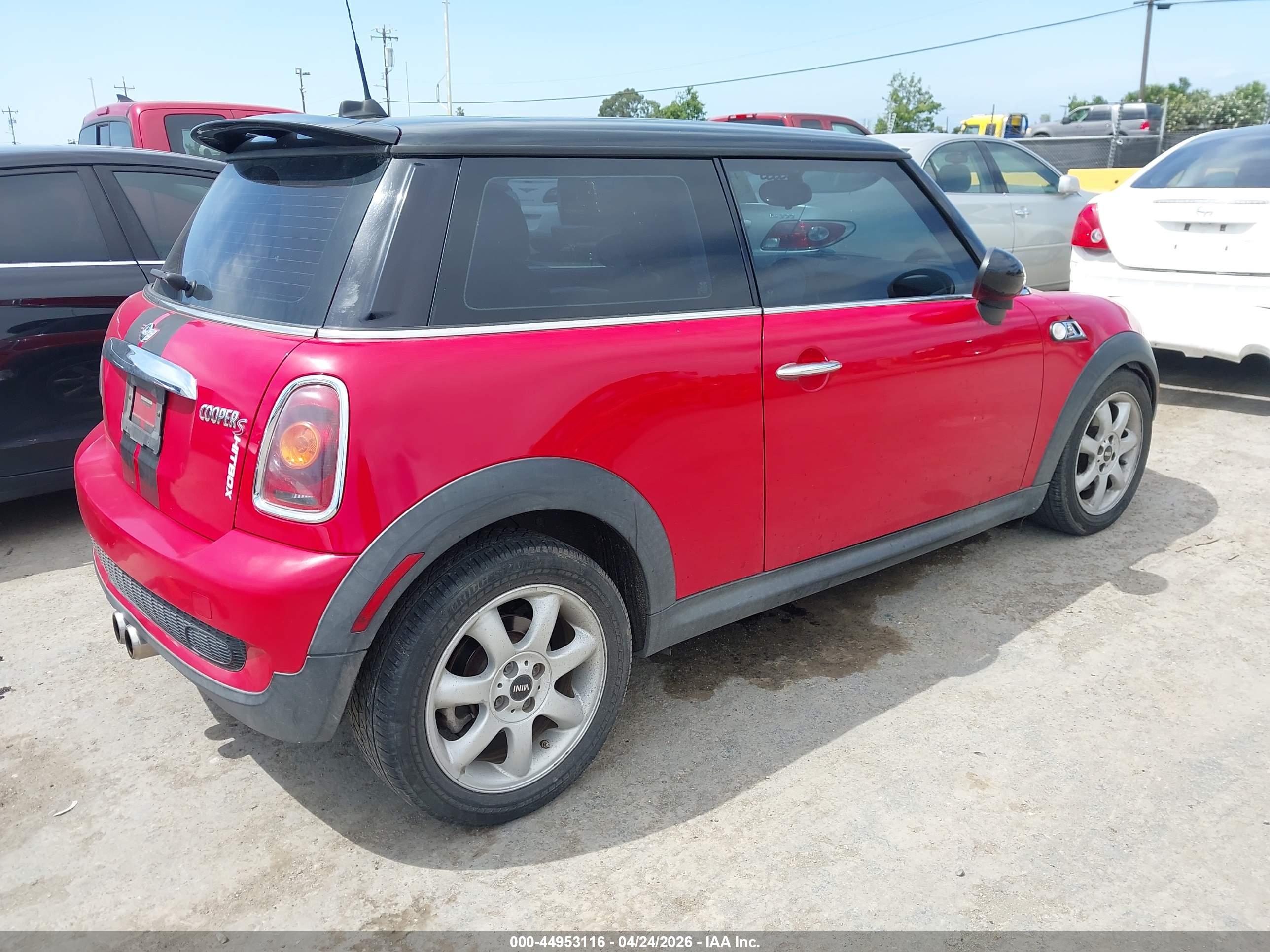 MINI COOPER image 4