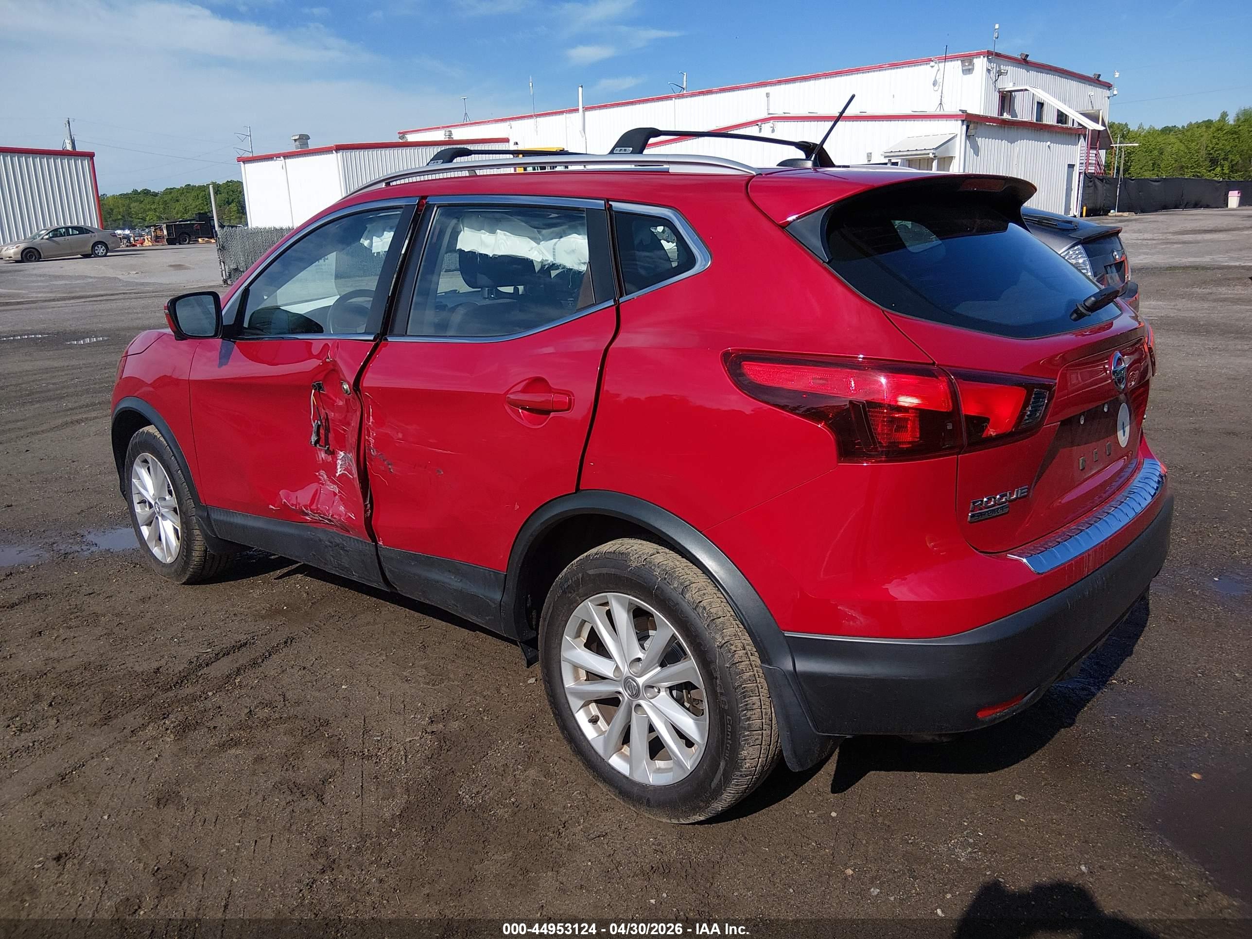 NISSAN ROGUE image 3
