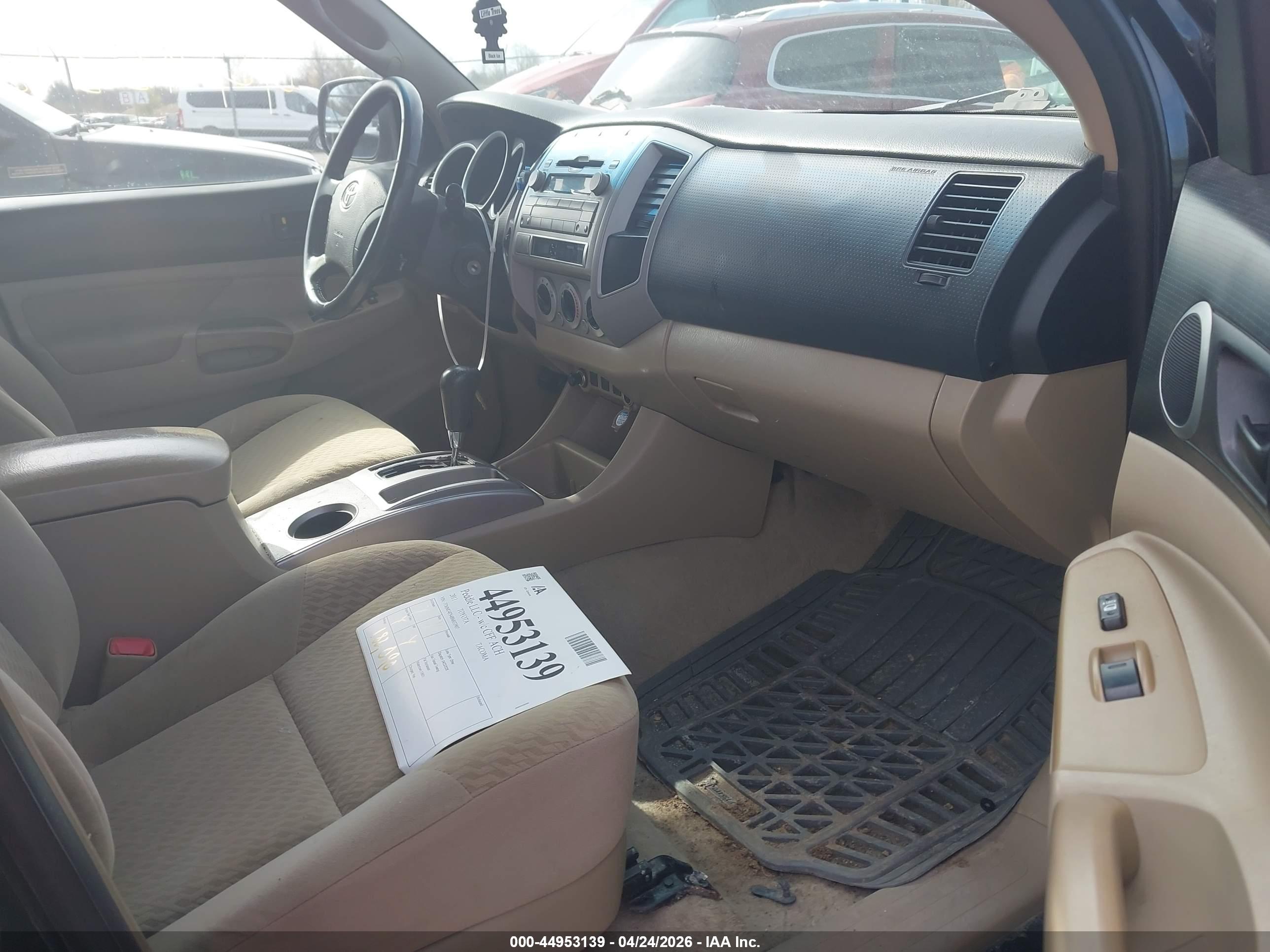 TOYOTA TACOMA image 5