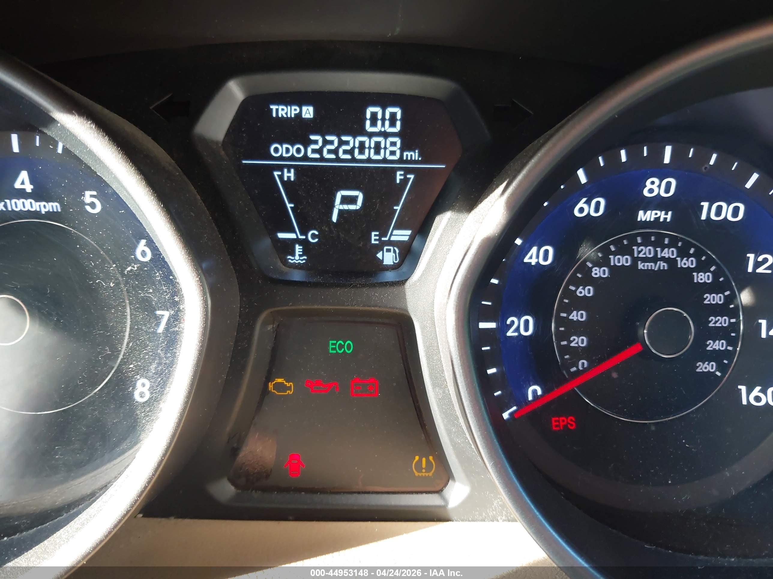 HYUNDAI ELANTRA image 7