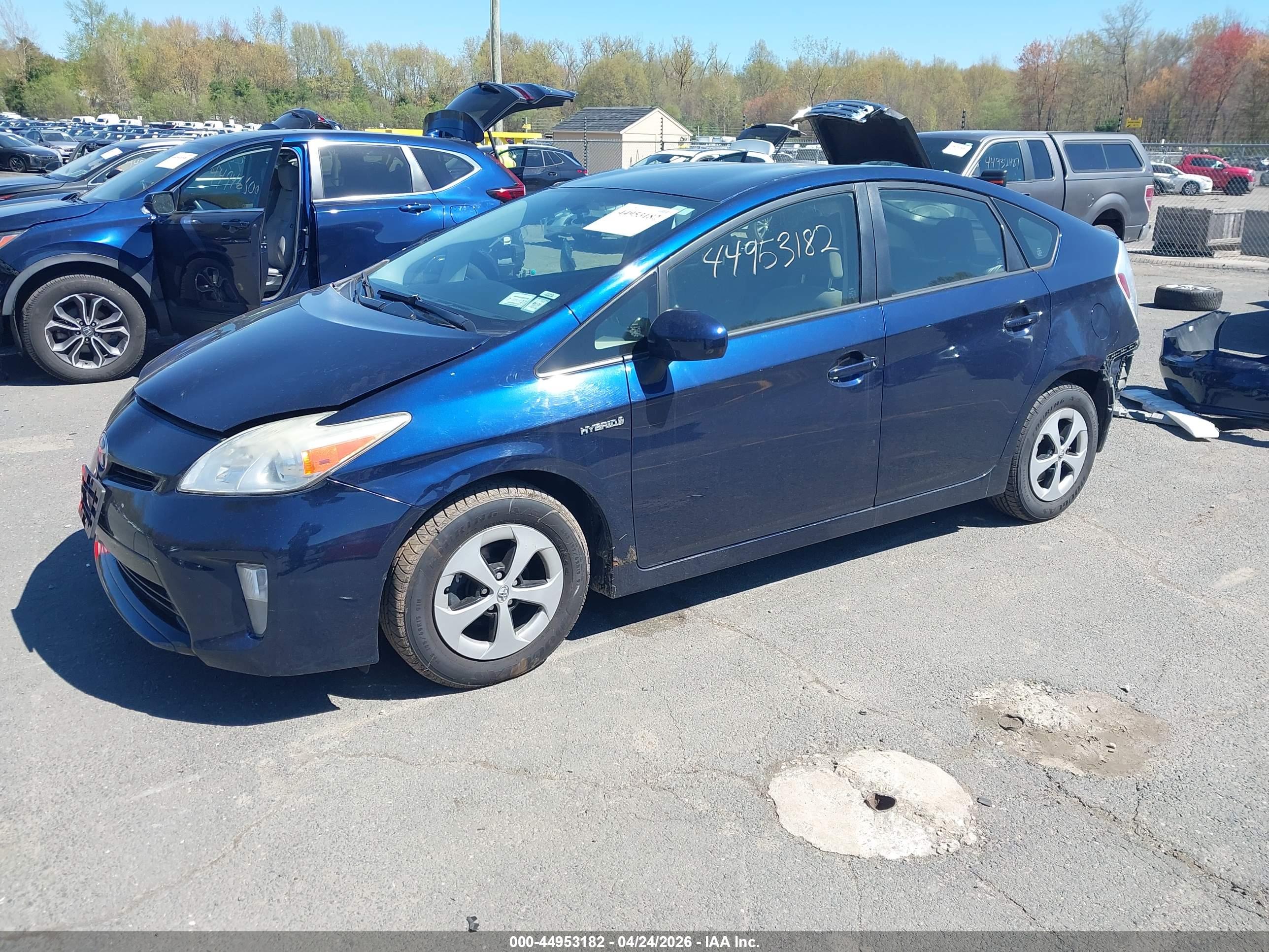 TOYOTA PRIUS image 2