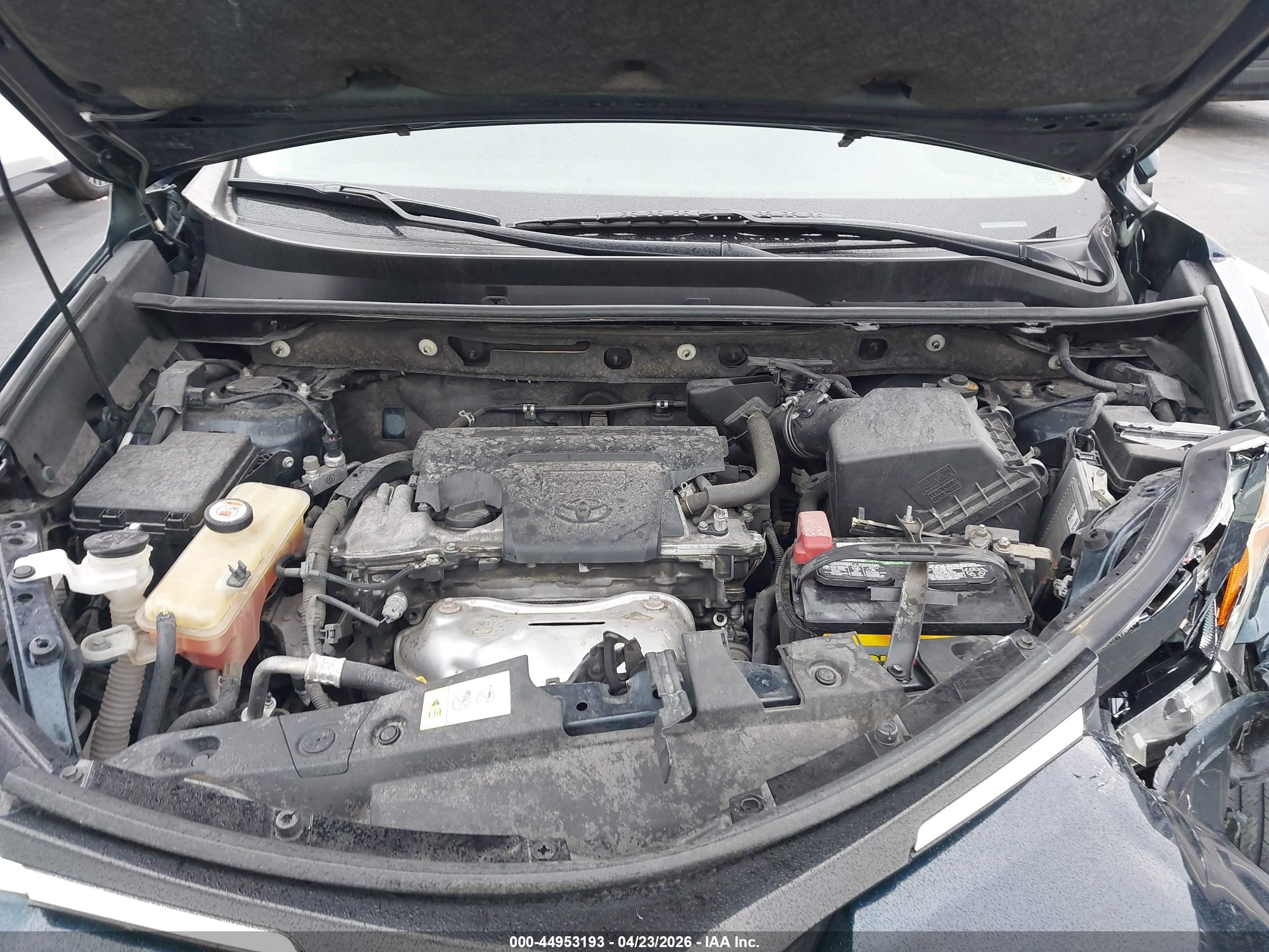 TOYOTA RAV4 image 10