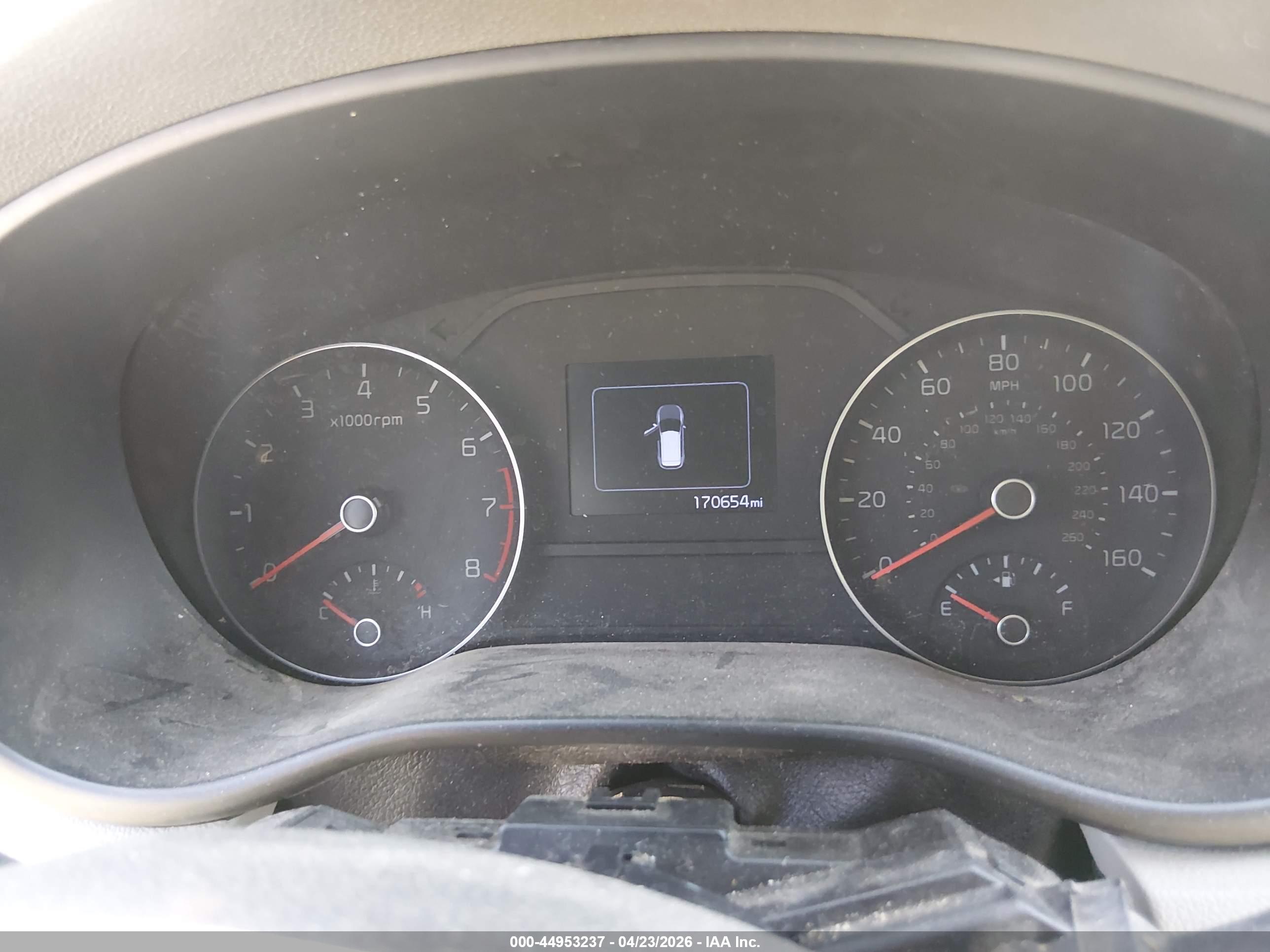 KIA SPORTAGE image 7