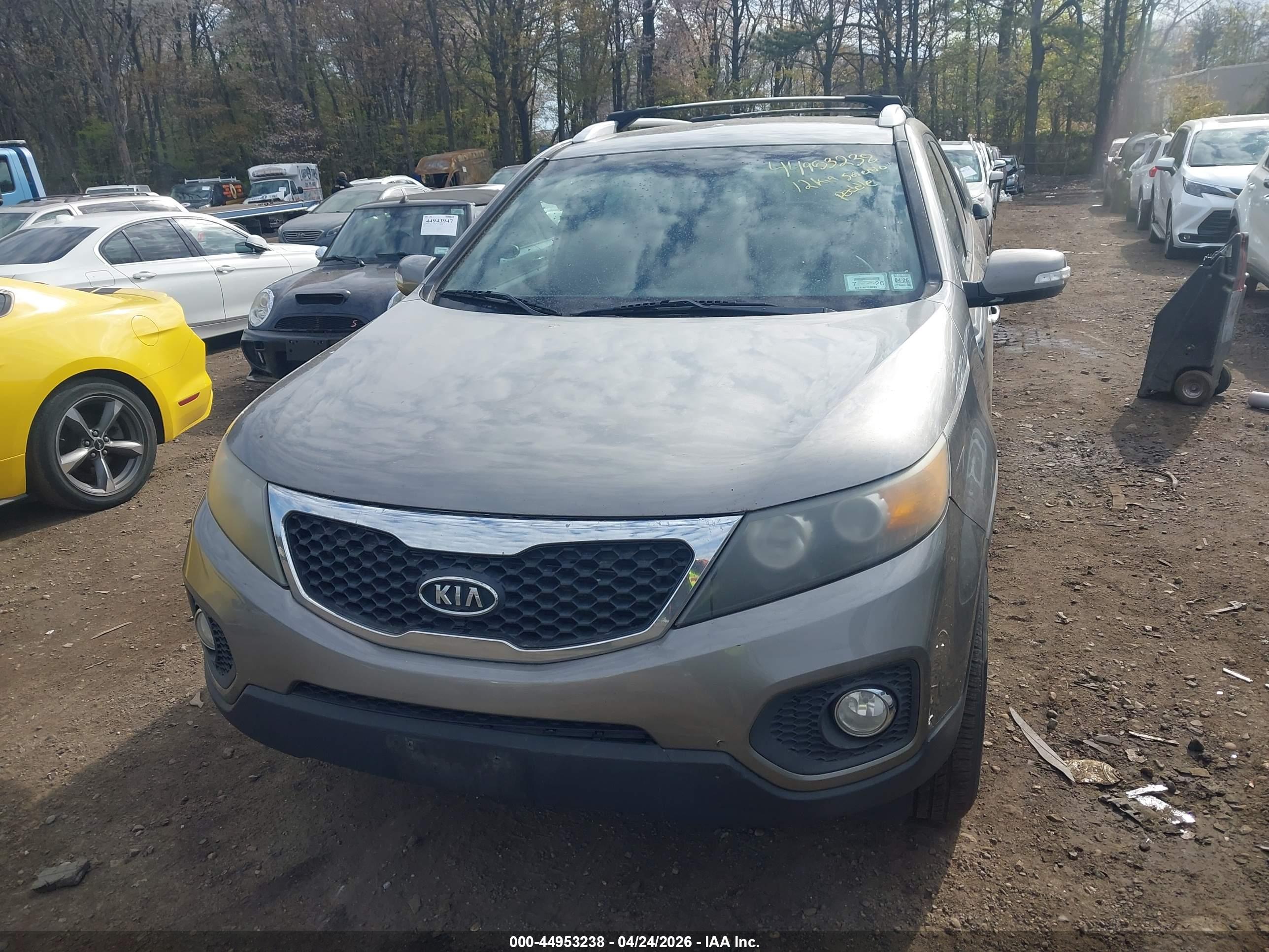 KIA SORENTO image 6