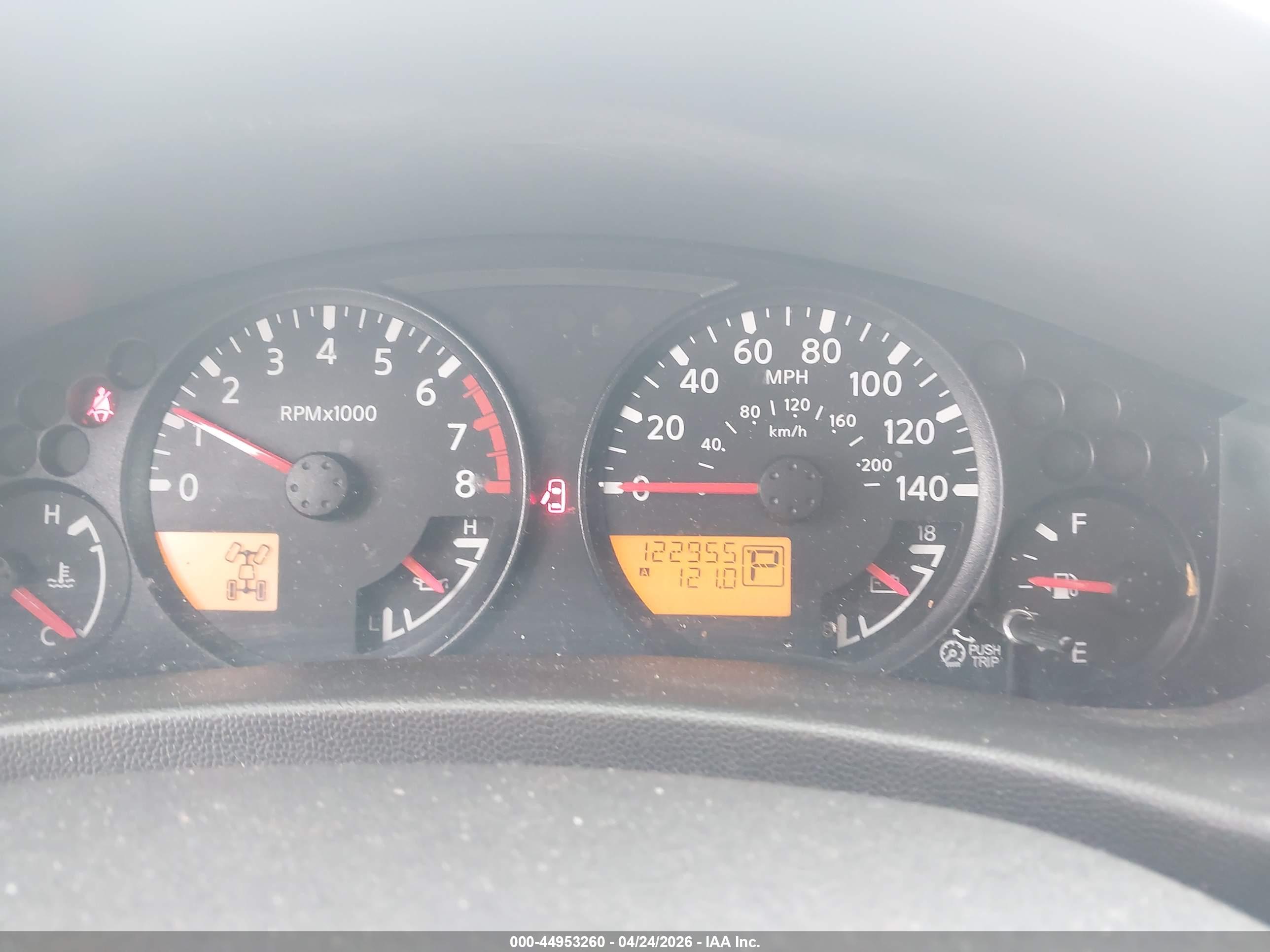 NISSAN FRONTIER image 7