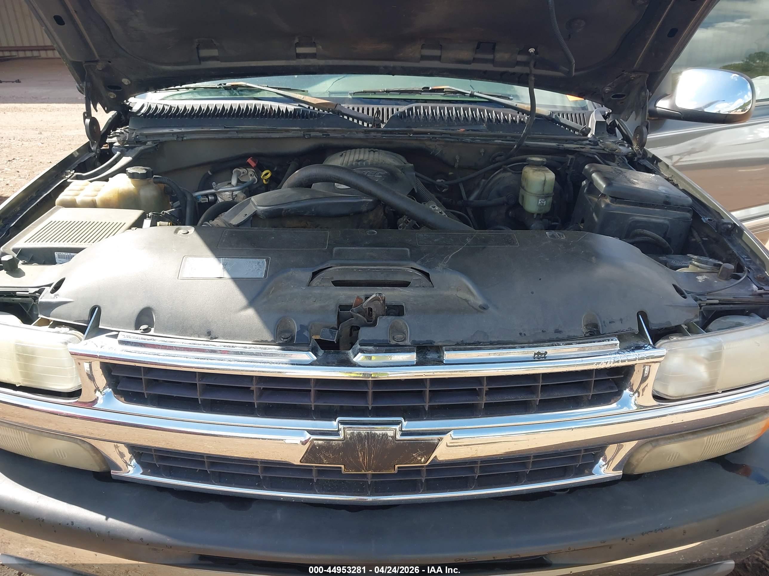 CHEVROLET SILVERADO image 10