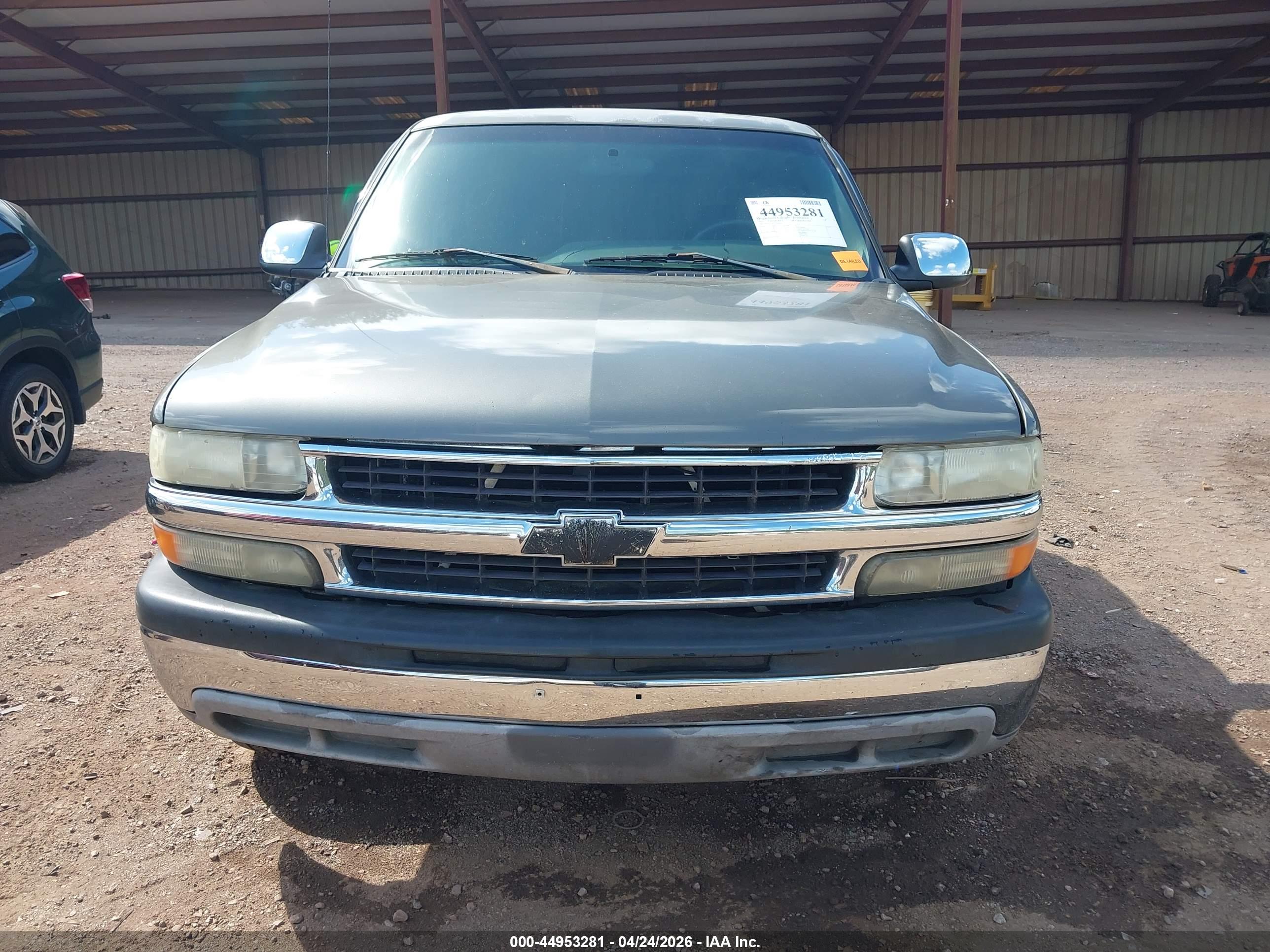 CHEVROLET SILVERADO image 6