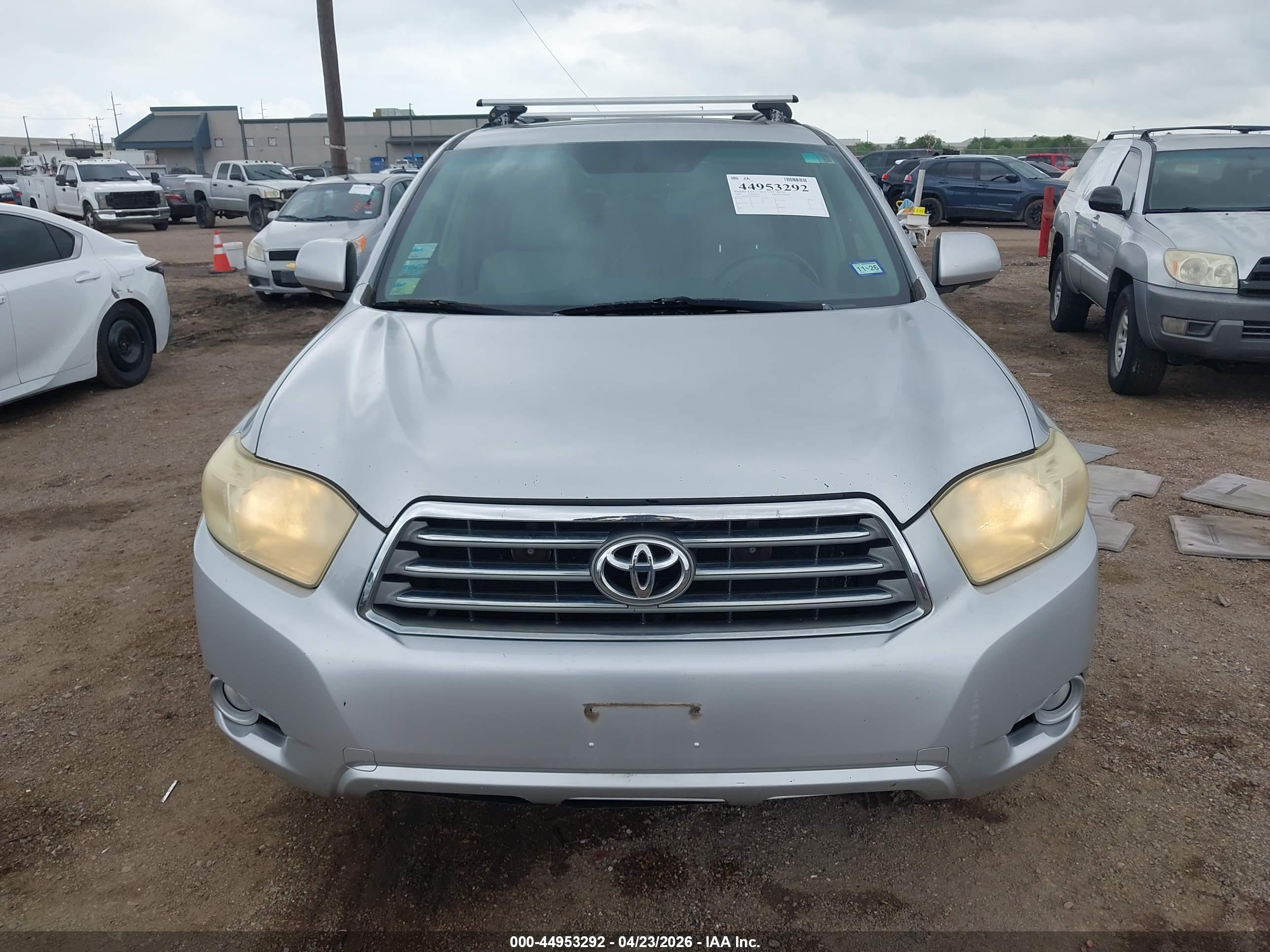 TOYOTA HIGHLANDER image 6