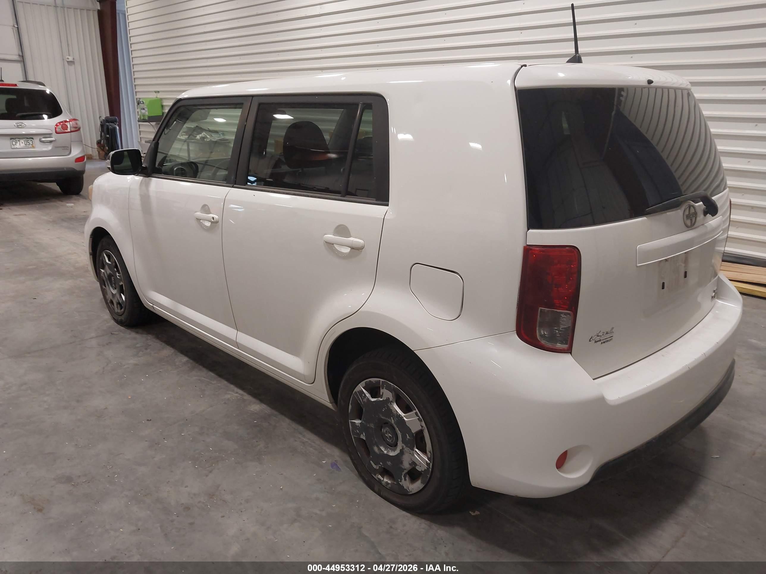 SCION XB image 3