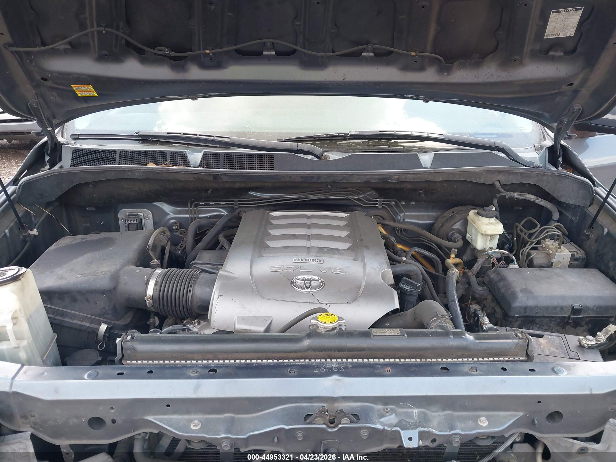TOYOTA TUNDRA image 10