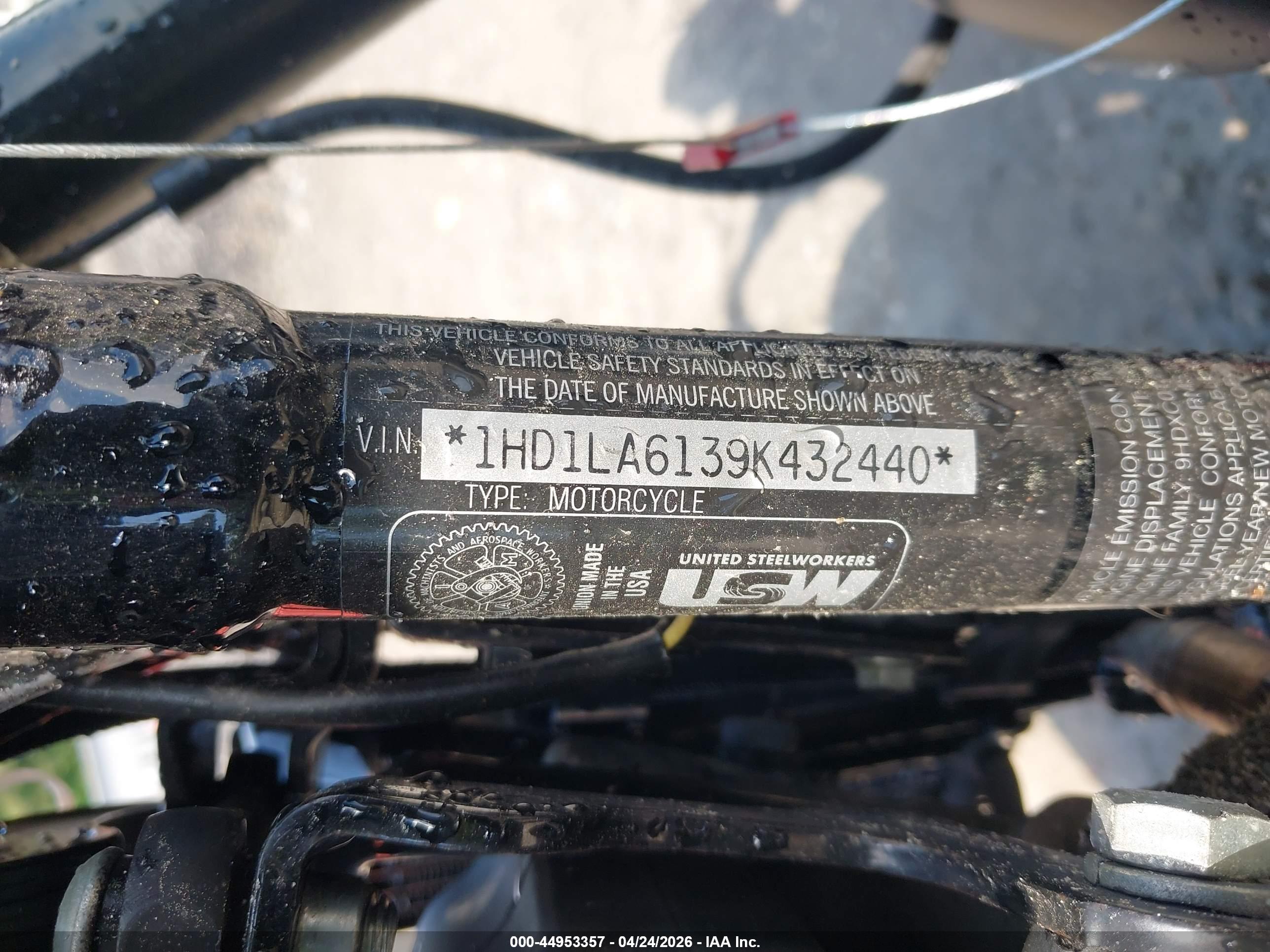 HARLEY-DAVIDSON XR1200 image 10