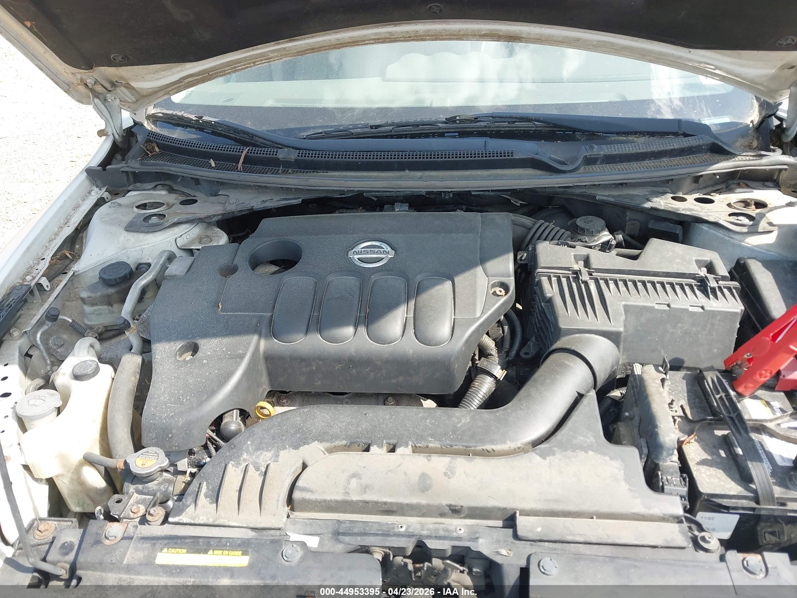 NISSAN ALTIMA image 10