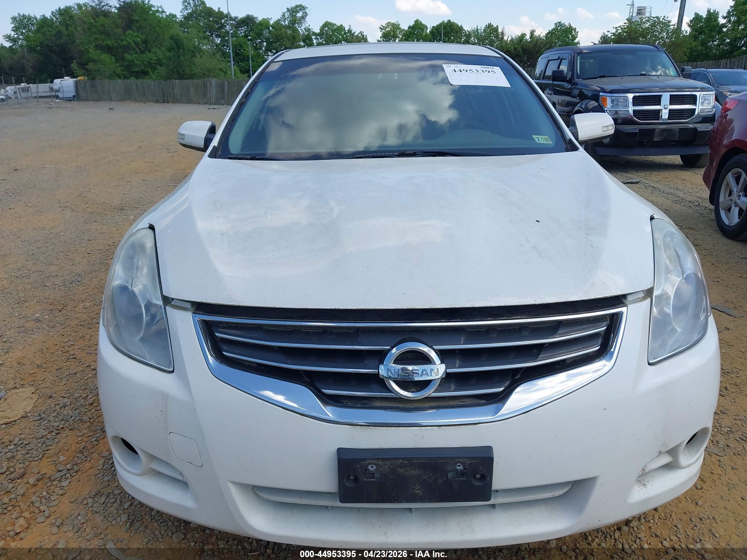 NISSAN ALTIMA image 6